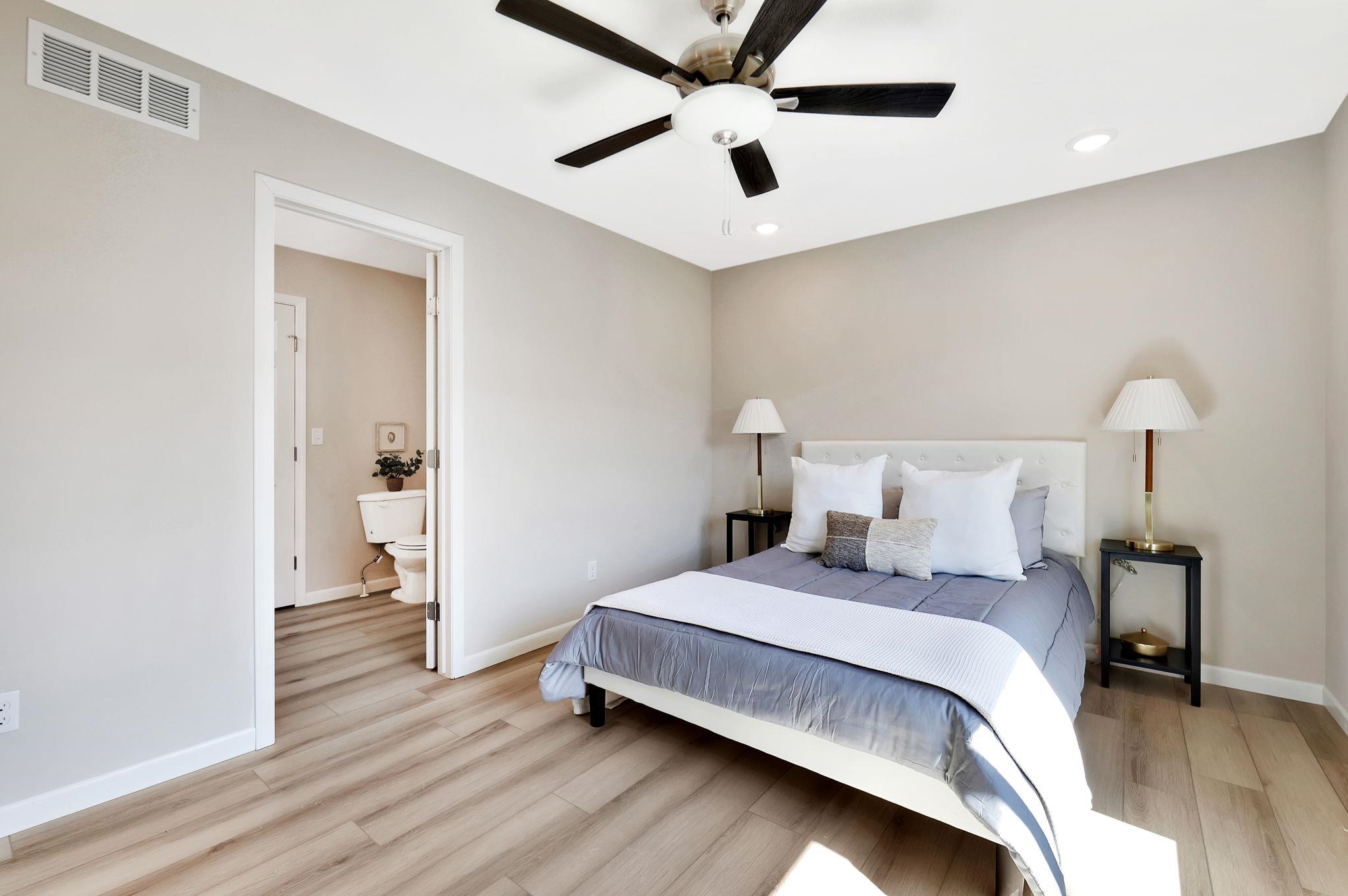 9287 E Fox Pointe Bel Aire KS 67226