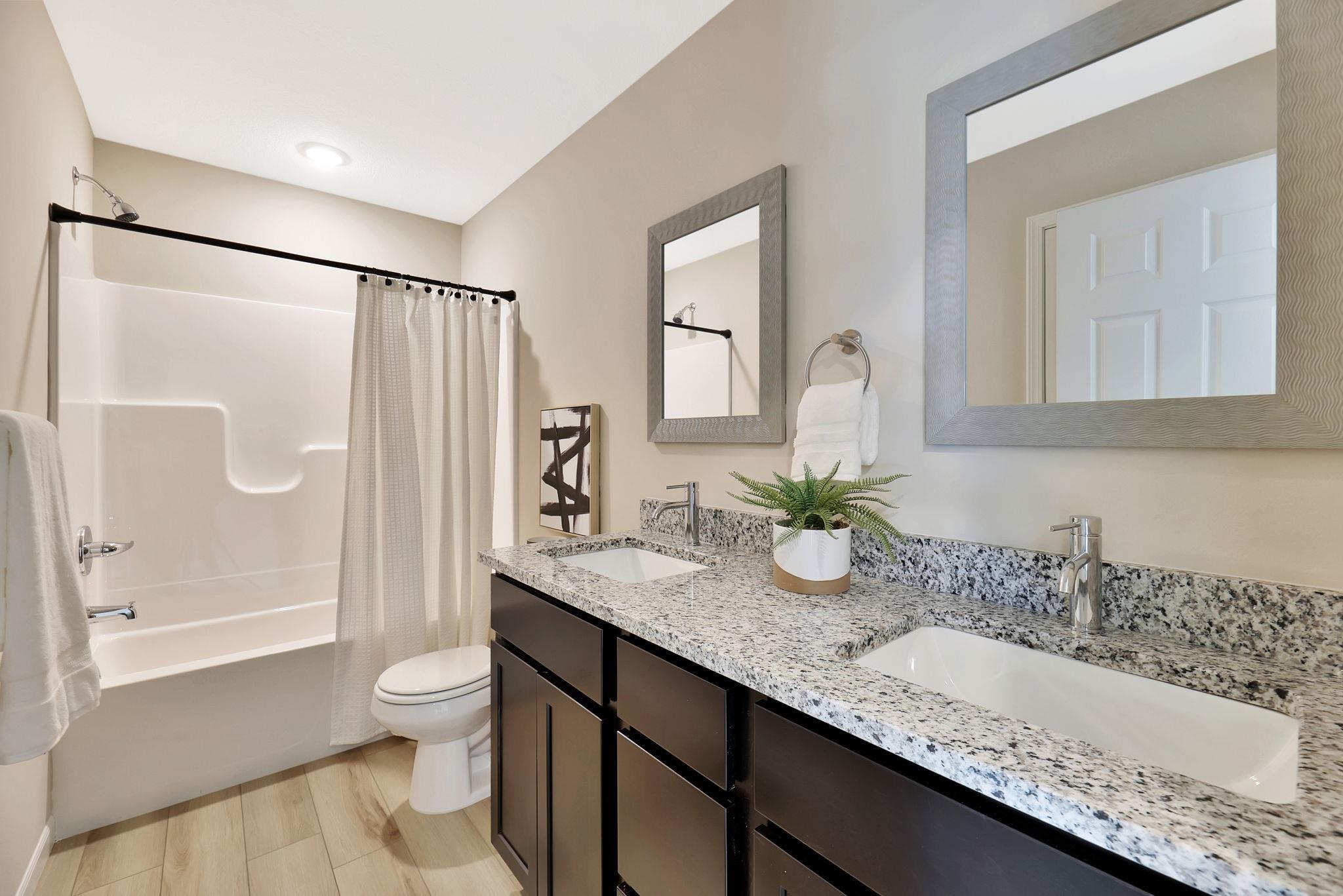 9287 E Fox Pointe Bel Aire KS 67226