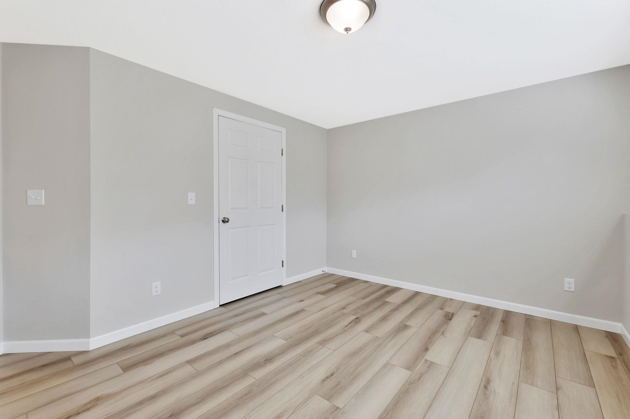 9287 E Fox Pointe Bel Aire KS 67226