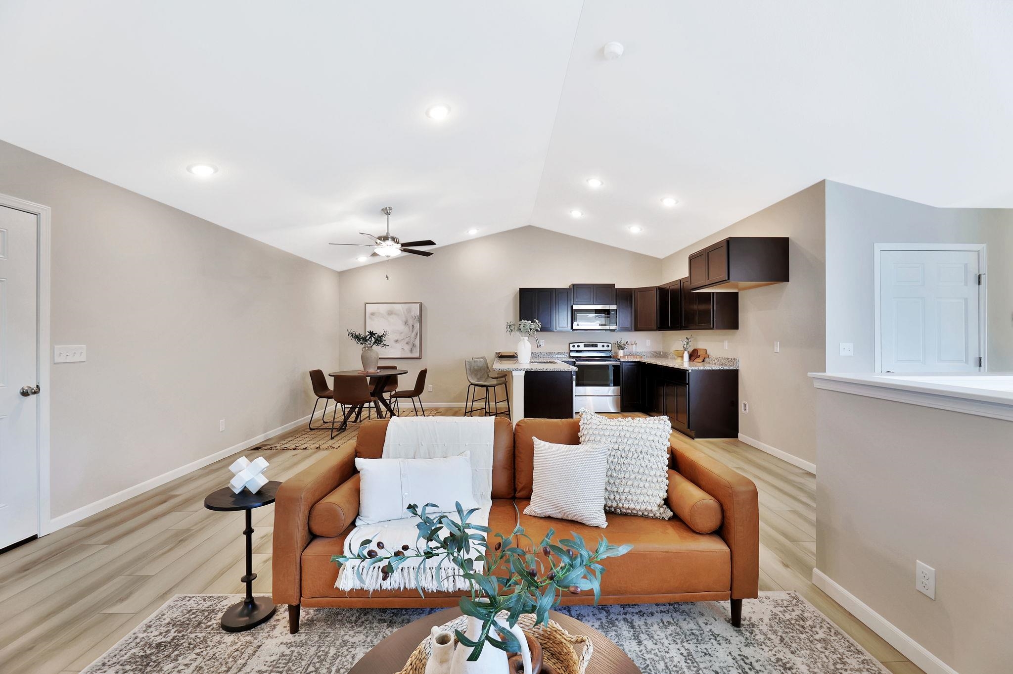 9287 E Fox Pointe Bel Aire KS 67226