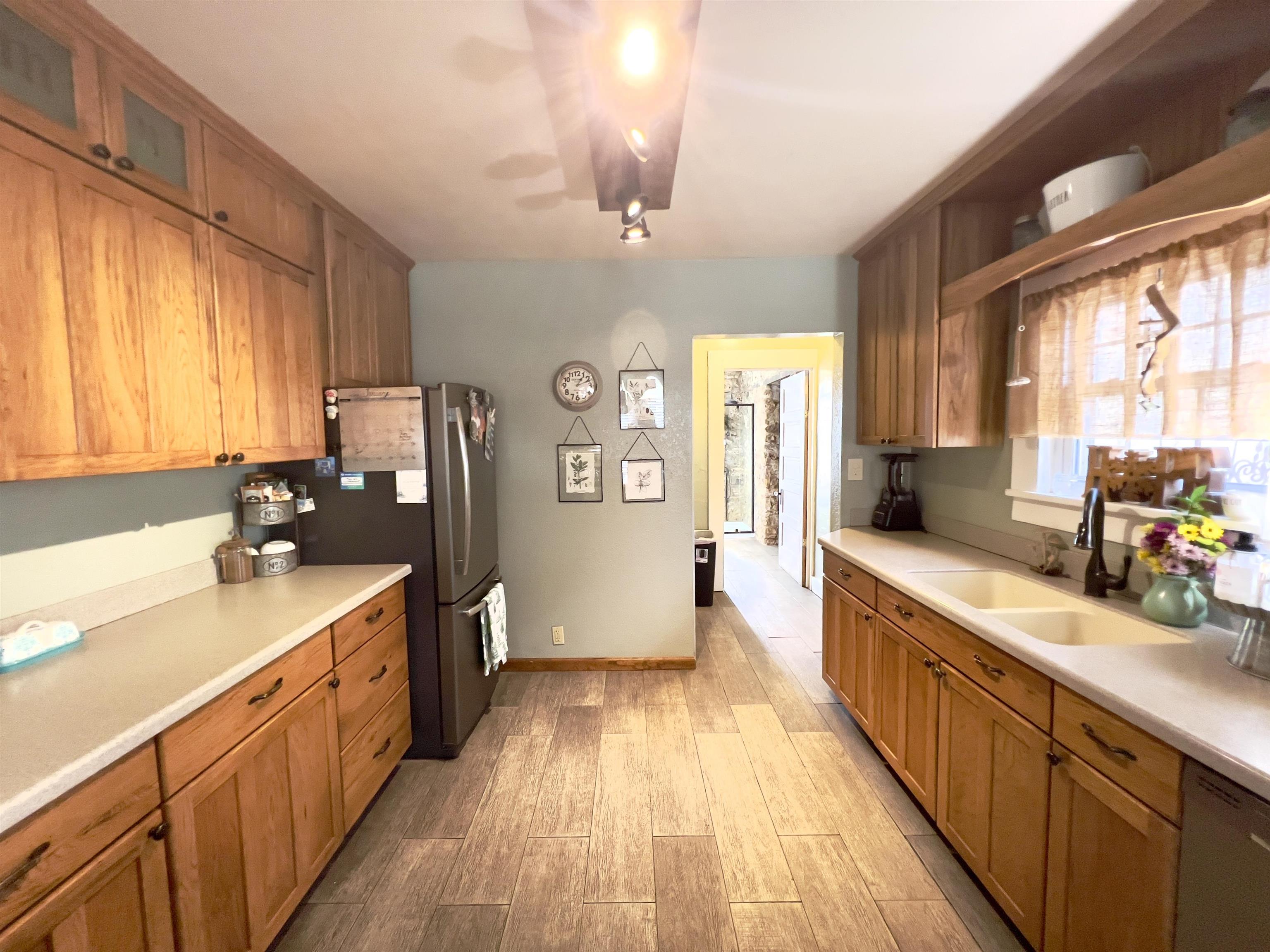 1825 N 9th Arkansas City KS 67005