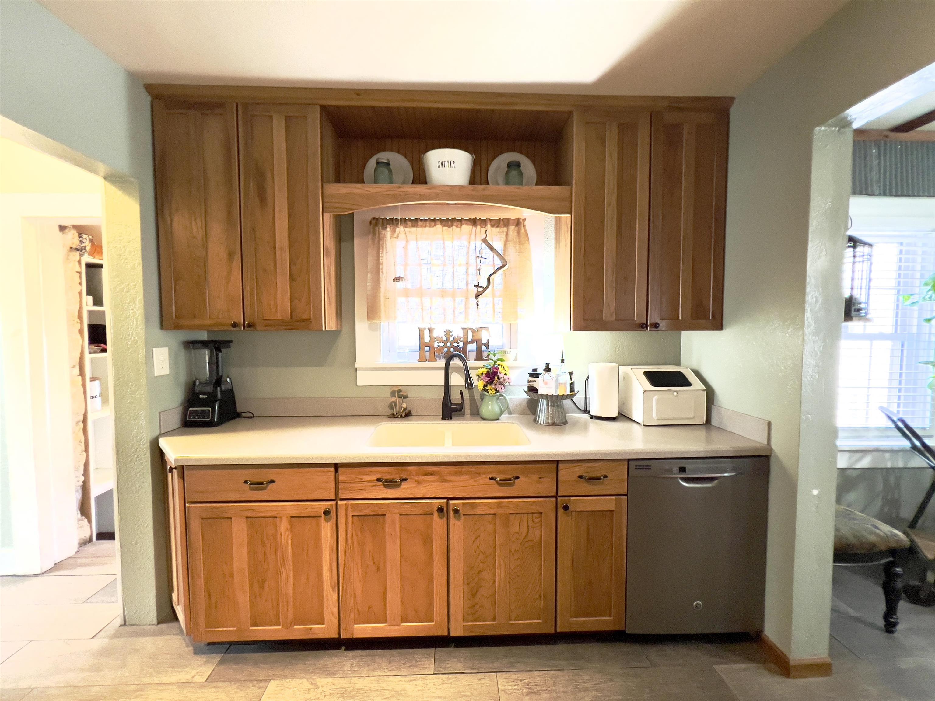 1825 N 9th Arkansas City KS 67005