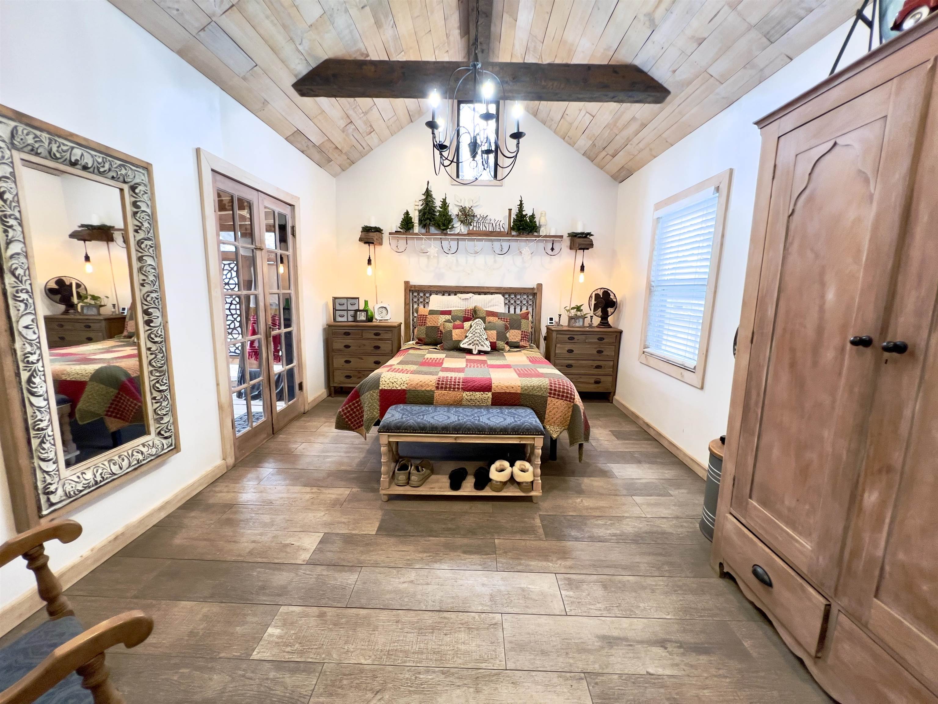 1825 N 9th Arkansas City KS 67005