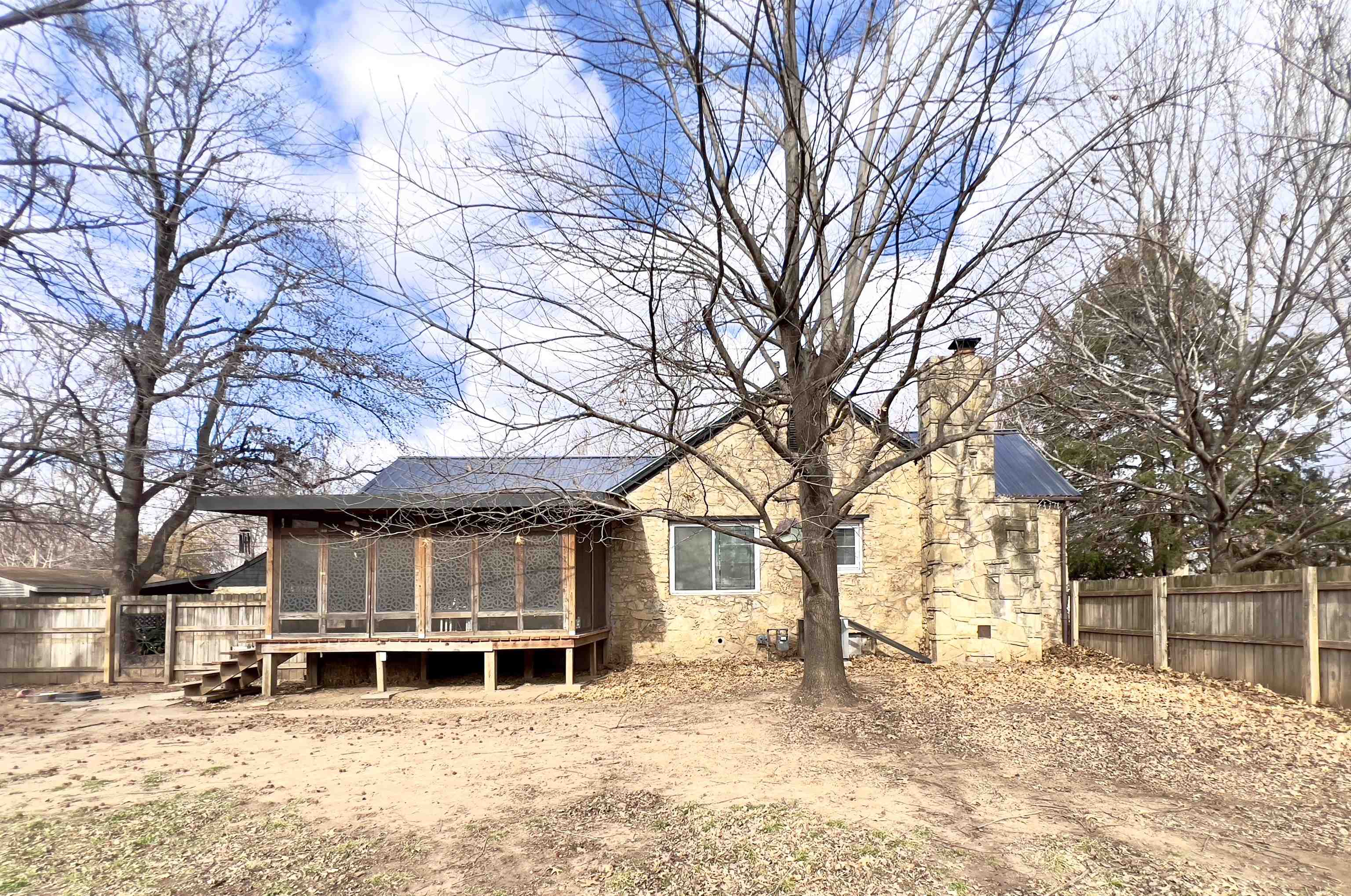 1825 N 9th Arkansas City KS 67005