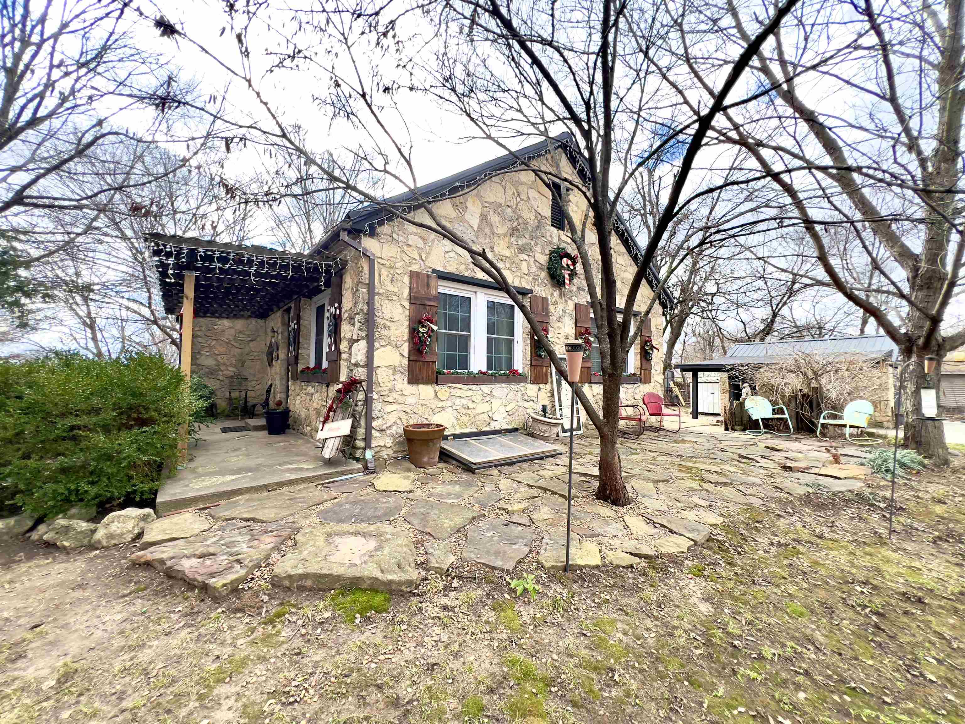 1825 N 9th Arkansas City KS 67005