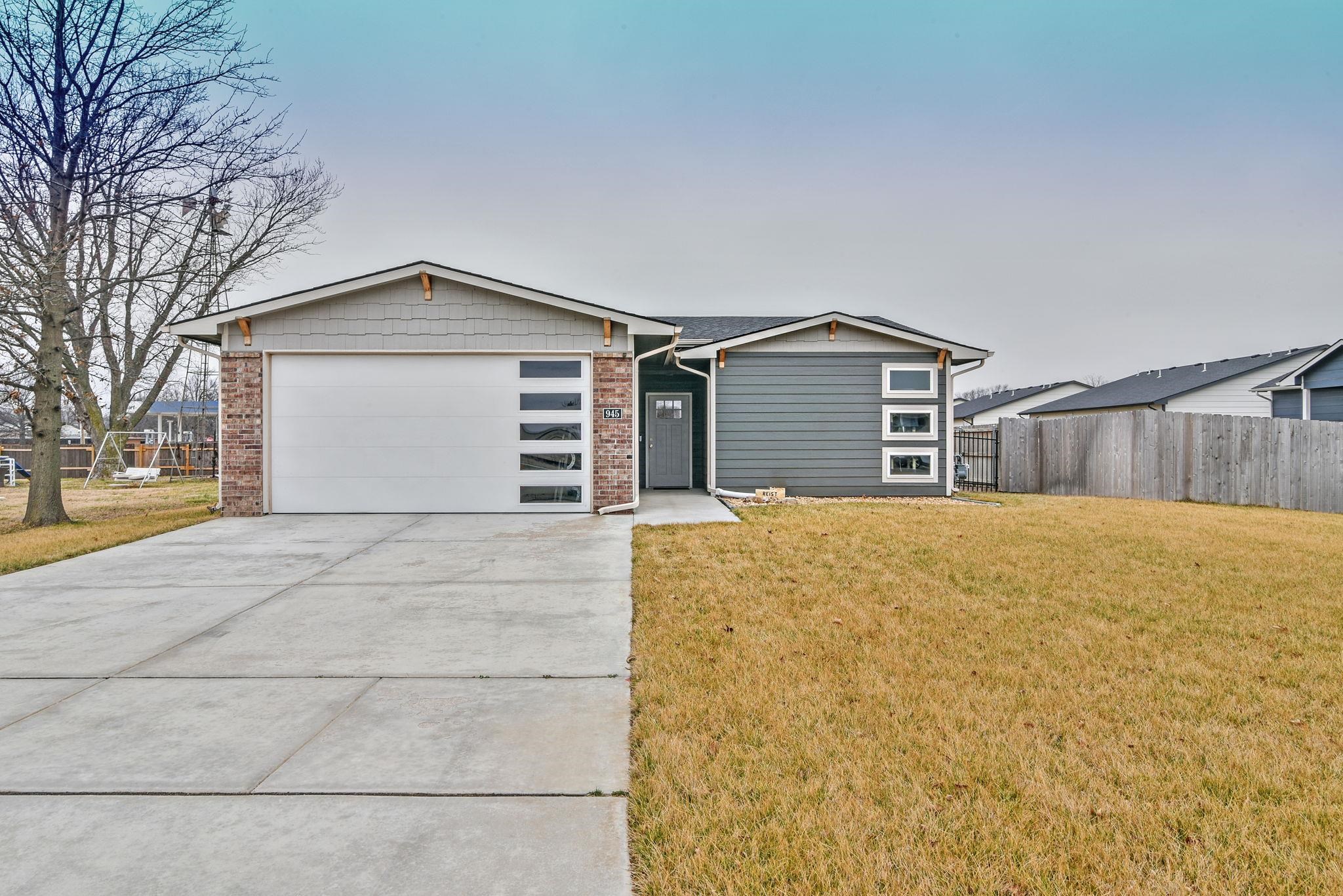 945 Arrow Head Street Clearwater KS 67026