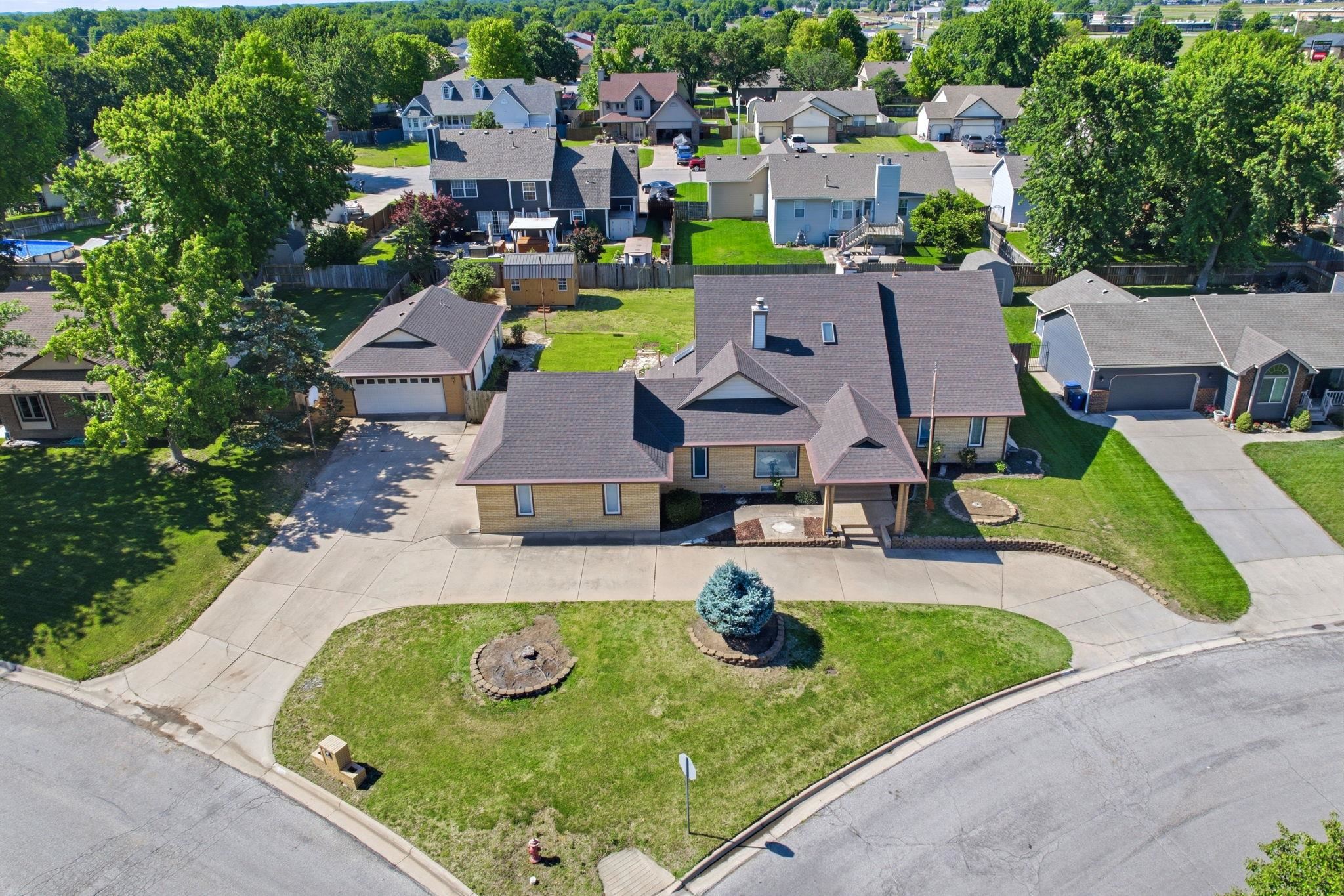 1501 Sandalwood Drive Haysville KS 67060