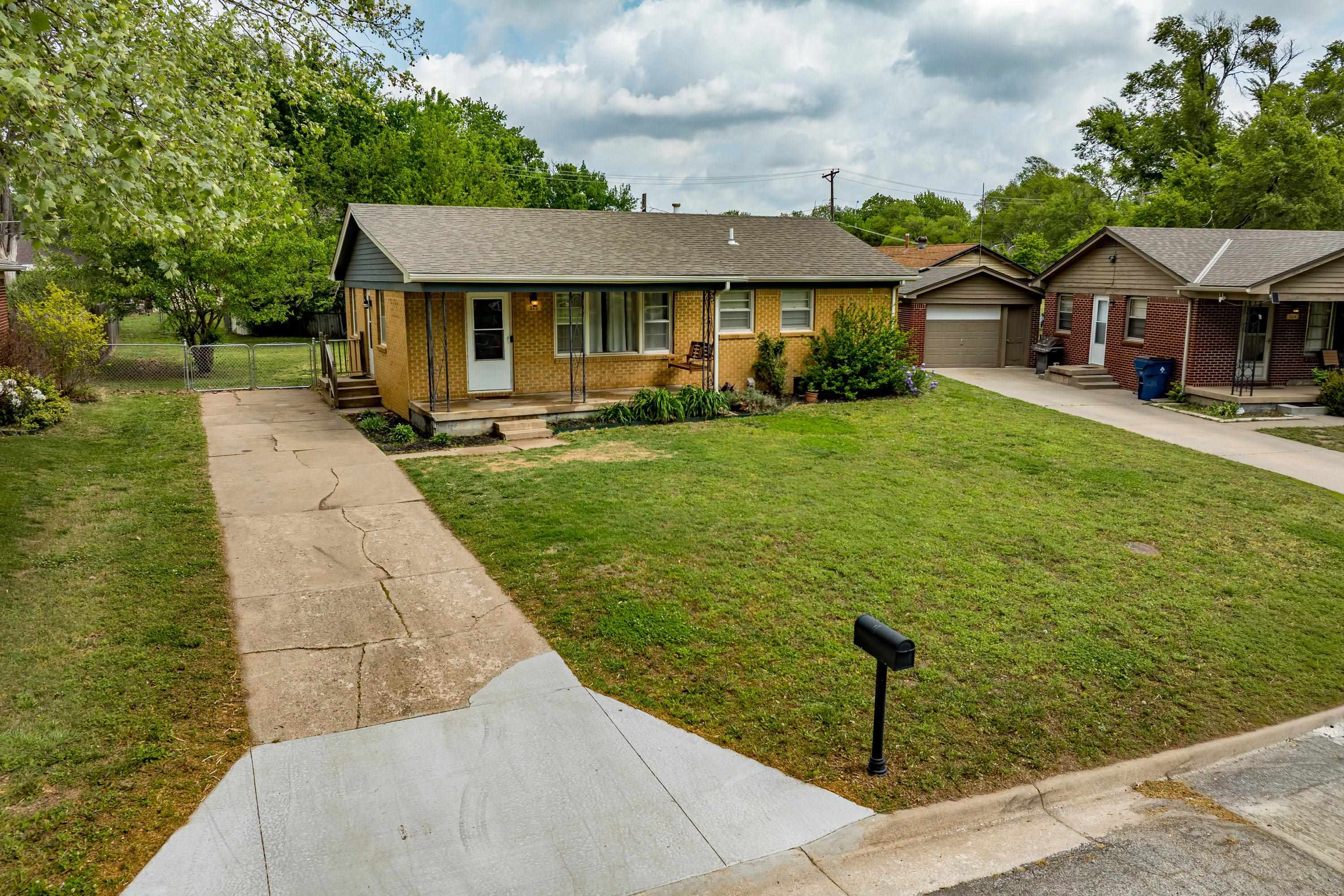 320 Martha Avenue Mulvane KS 67110