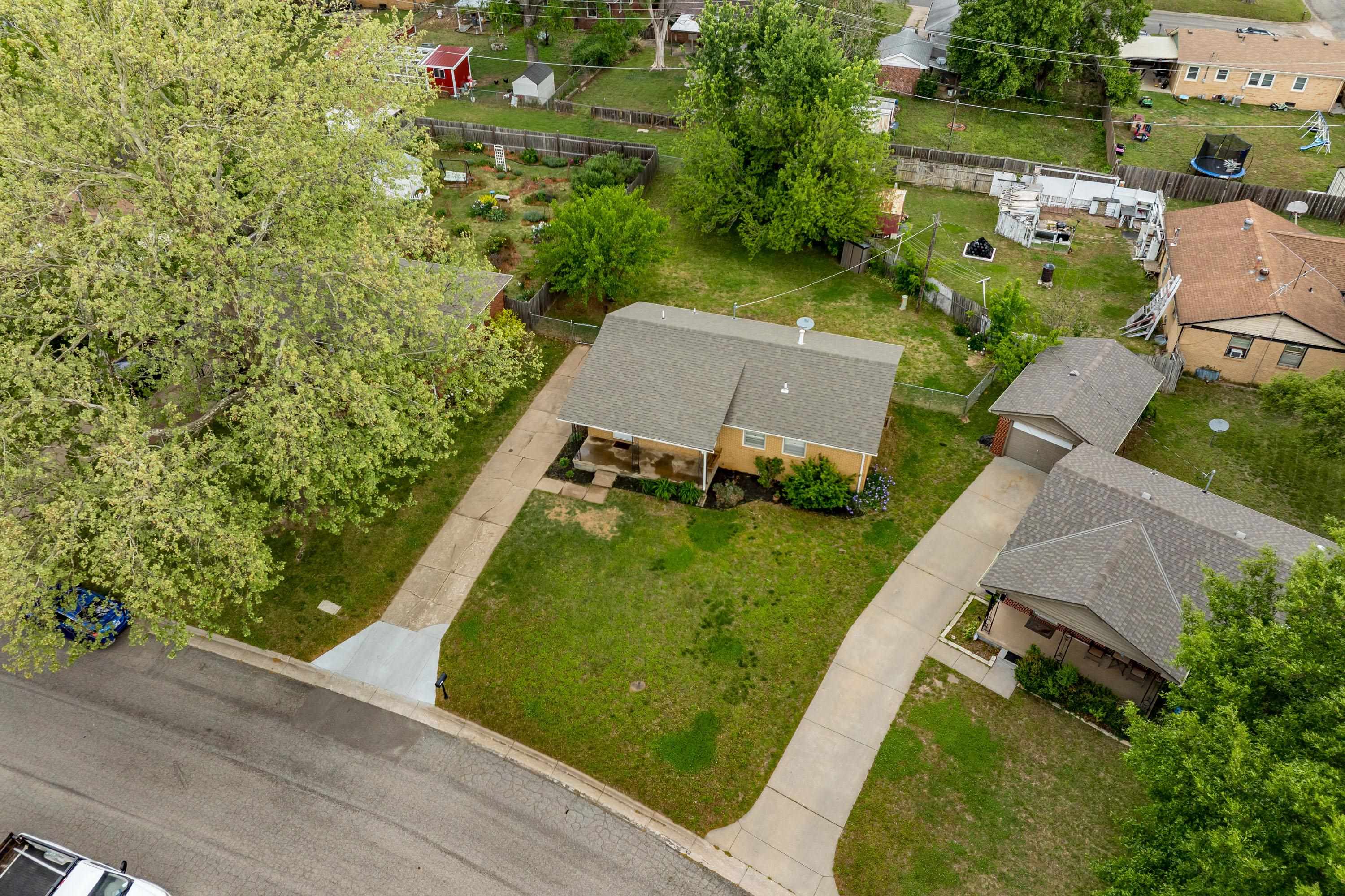 320 Martha Avenue Mulvane KS 67110