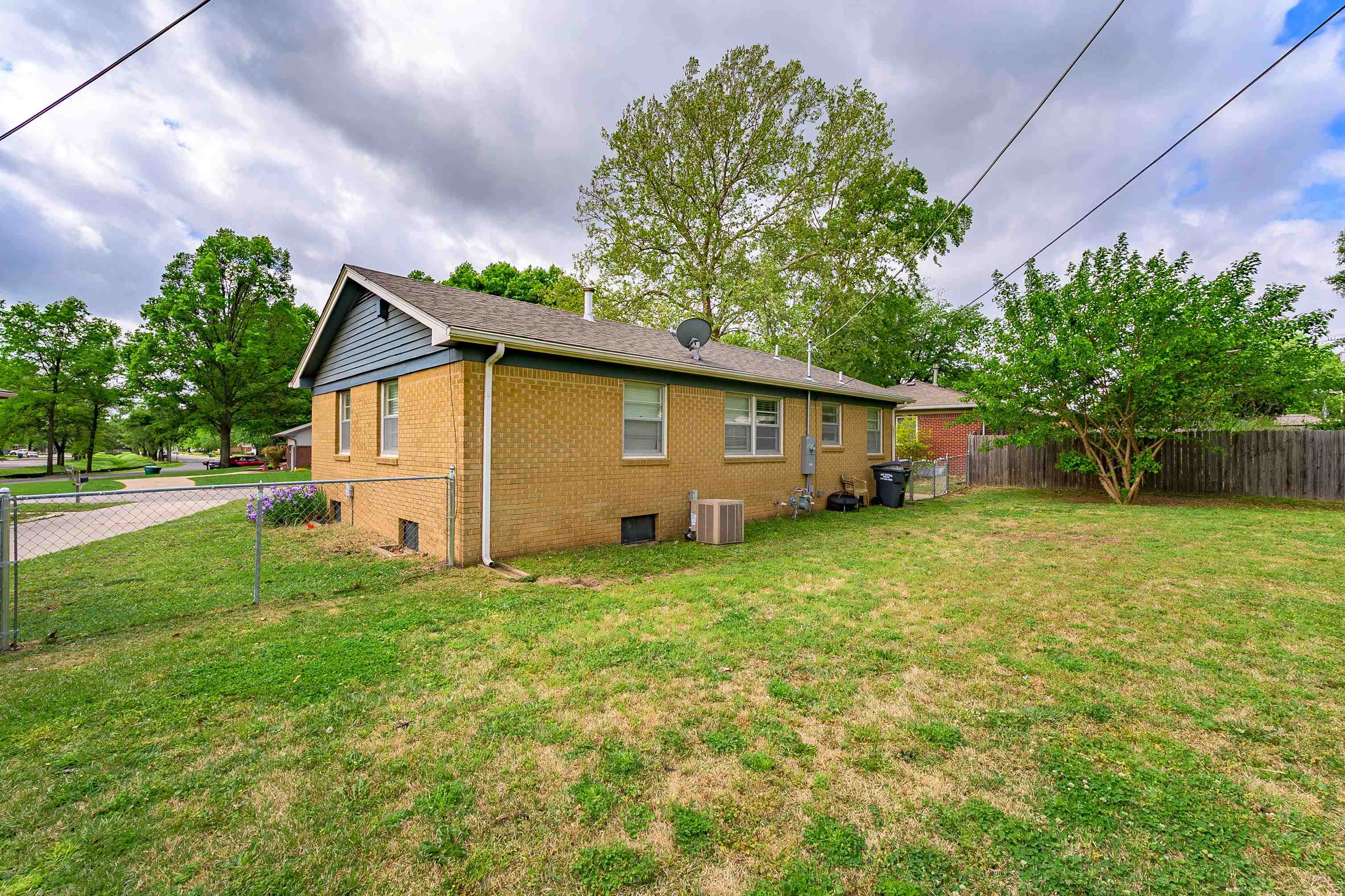 320 Martha Avenue Mulvane KS 67110