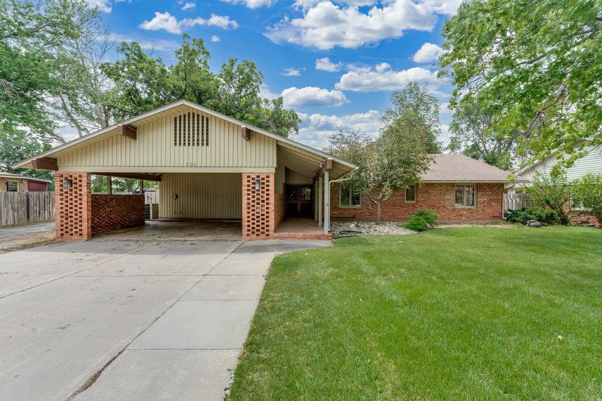 101 W 30th Avenue Hutchinson KS 67502