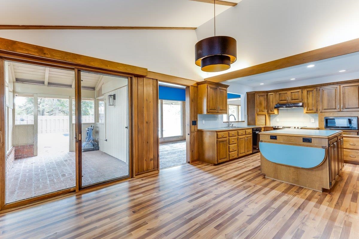 101 W 30th Avenue Hutchinson KS 67502