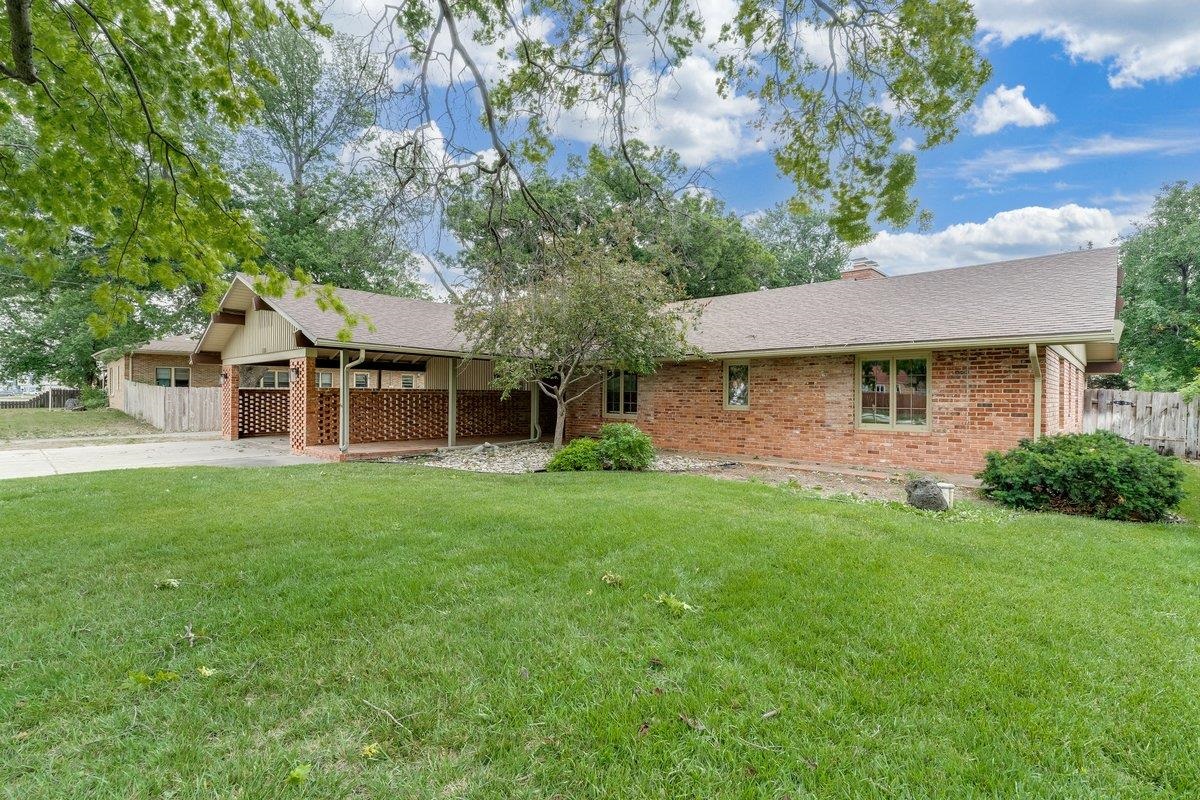 101 W 30th Avenue Hutchinson KS 67502