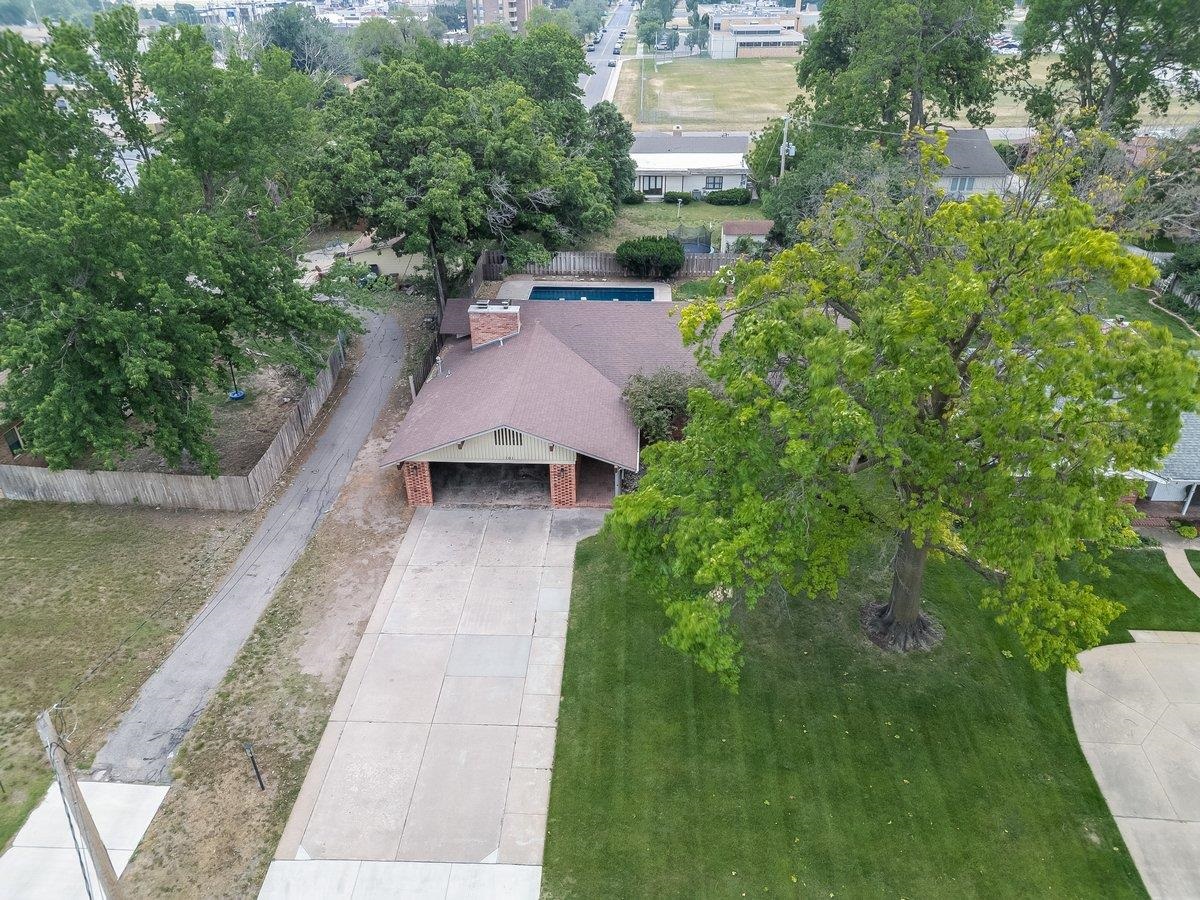 101 W 30th Avenue Hutchinson KS 67502