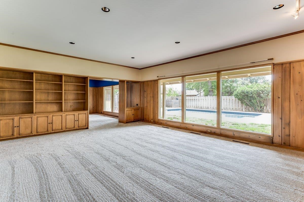101 W 30th Avenue Hutchinson KS 67502