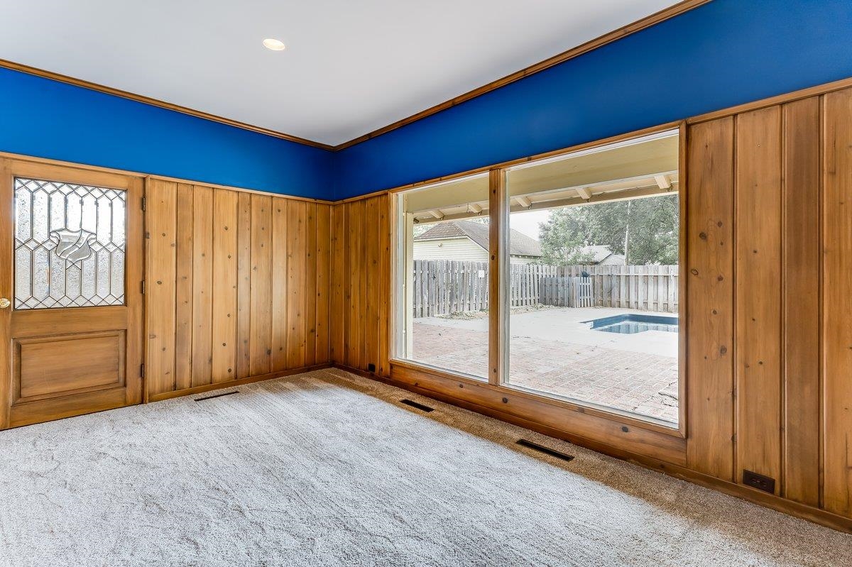 101 W 30th Avenue Hutchinson KS 67502