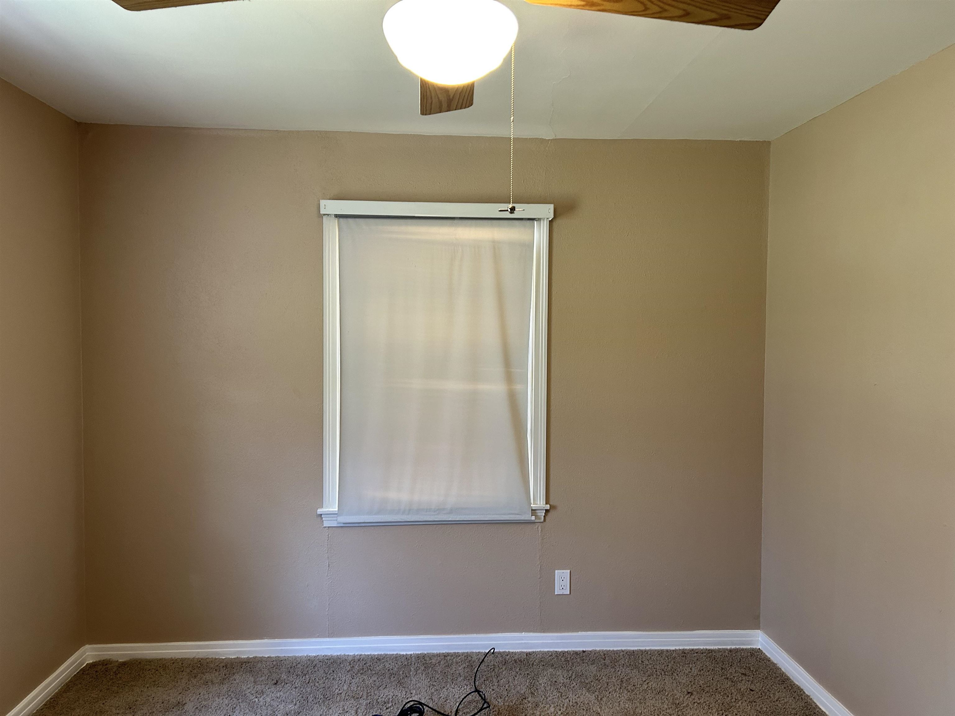 1208 Ann Winfield KS 67156