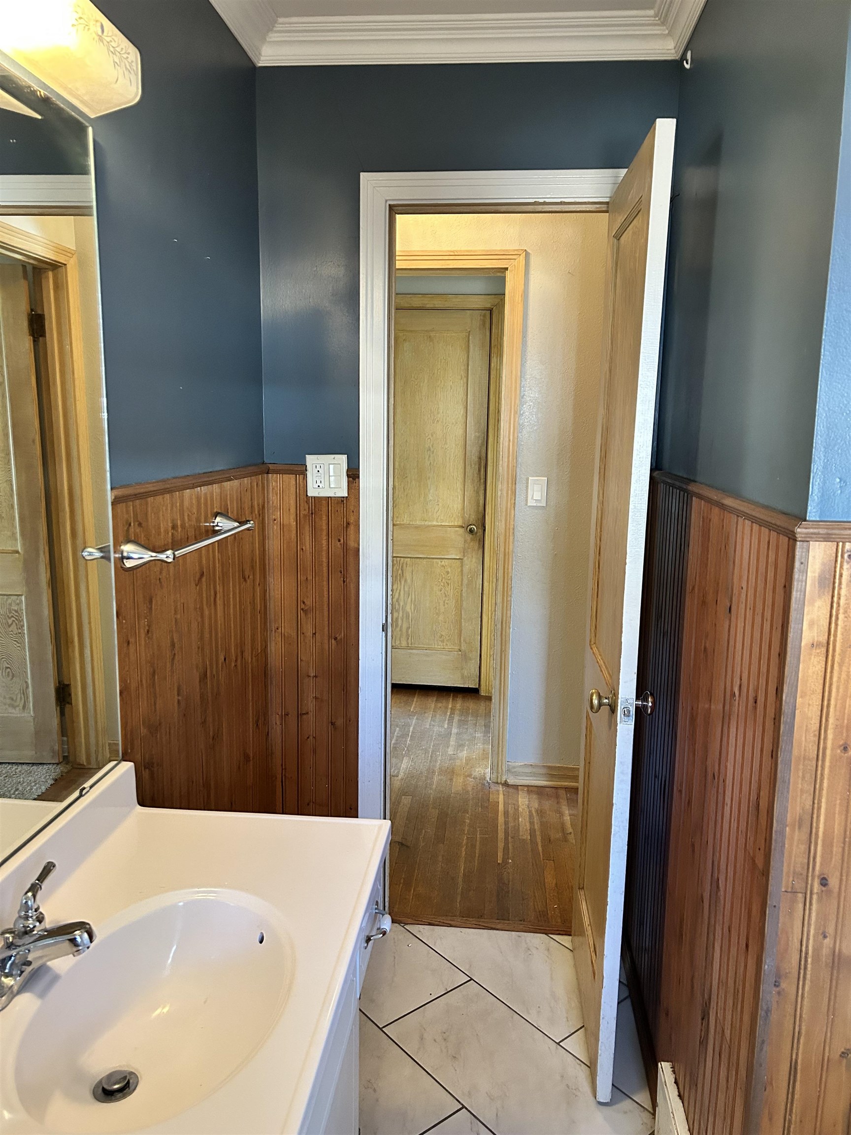 1208 Ann Winfield KS 67156