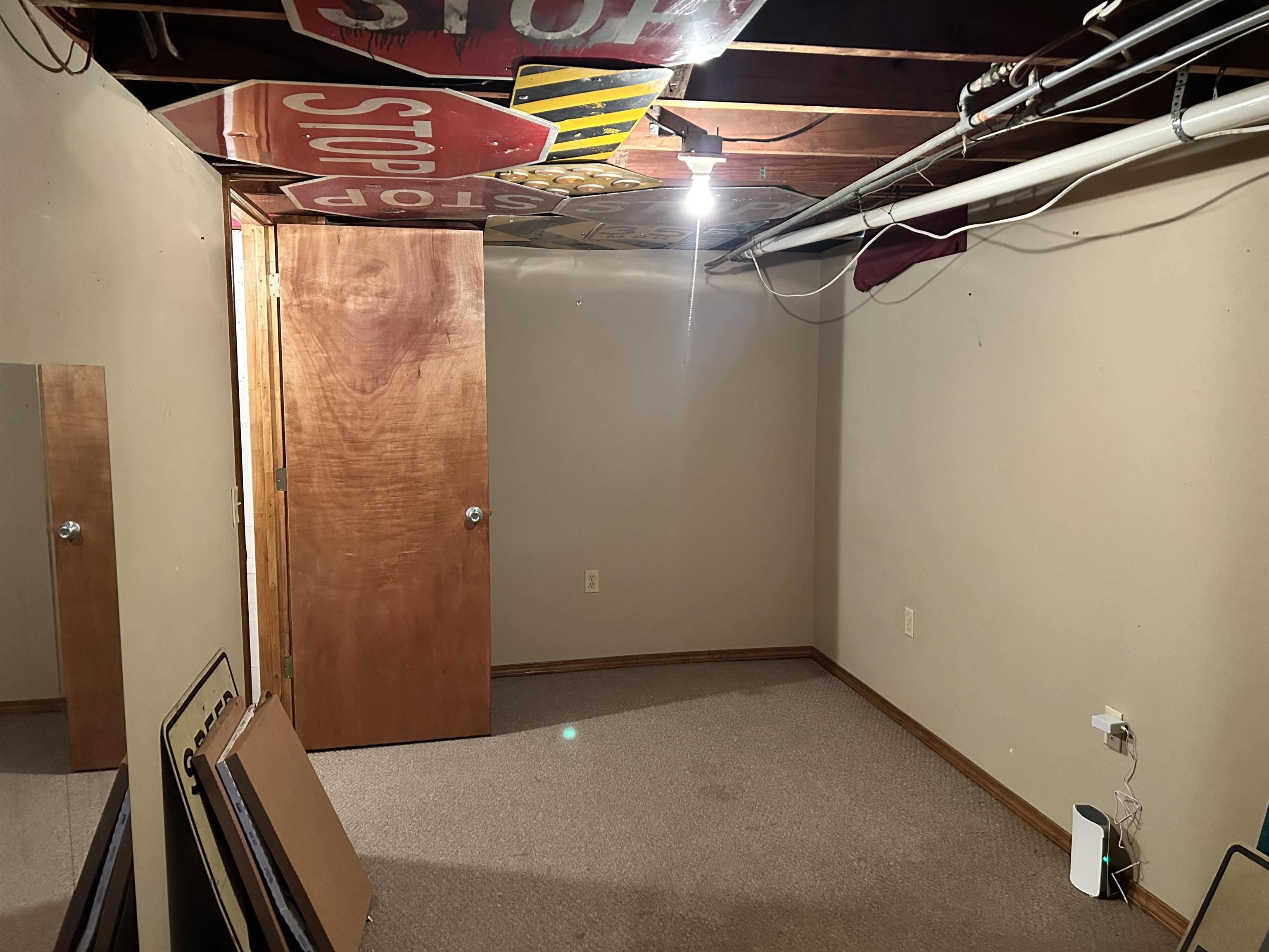 1208 Ann Winfield KS 67156