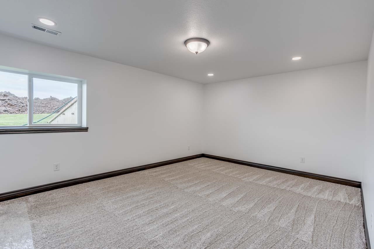 465 S Stoney Creek Street Clearwater KS 67026