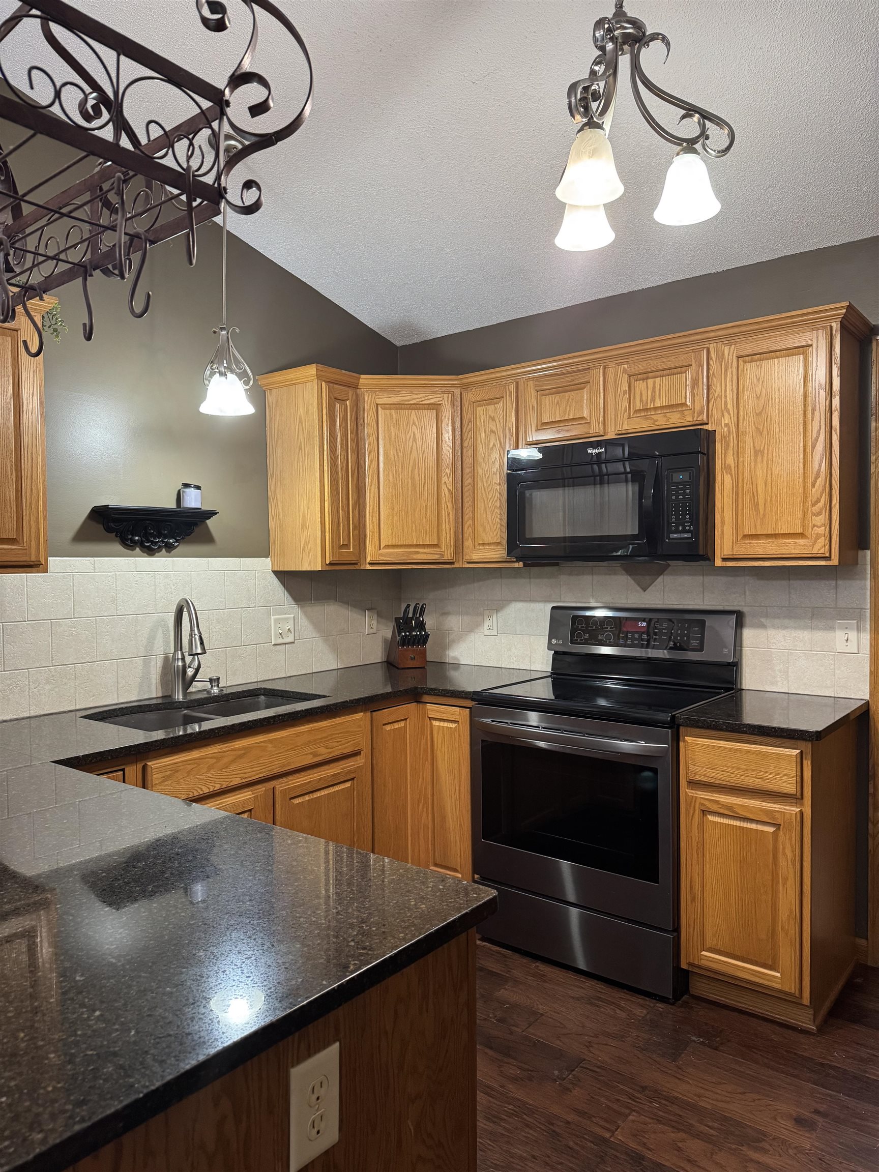 839 Streamside Lane Clearwater KS 67026