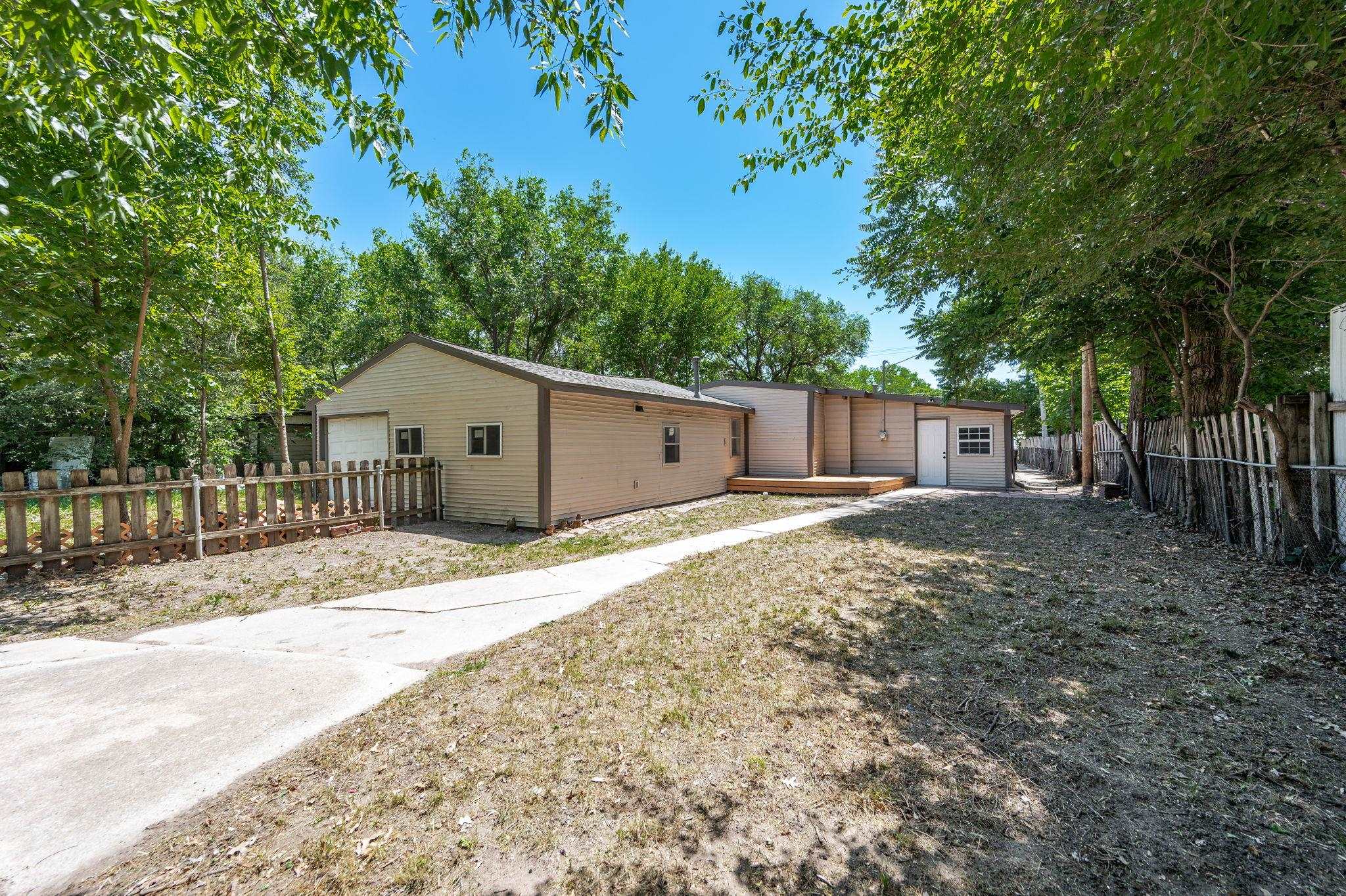 412 E 63rd Street N Park City KS 67219