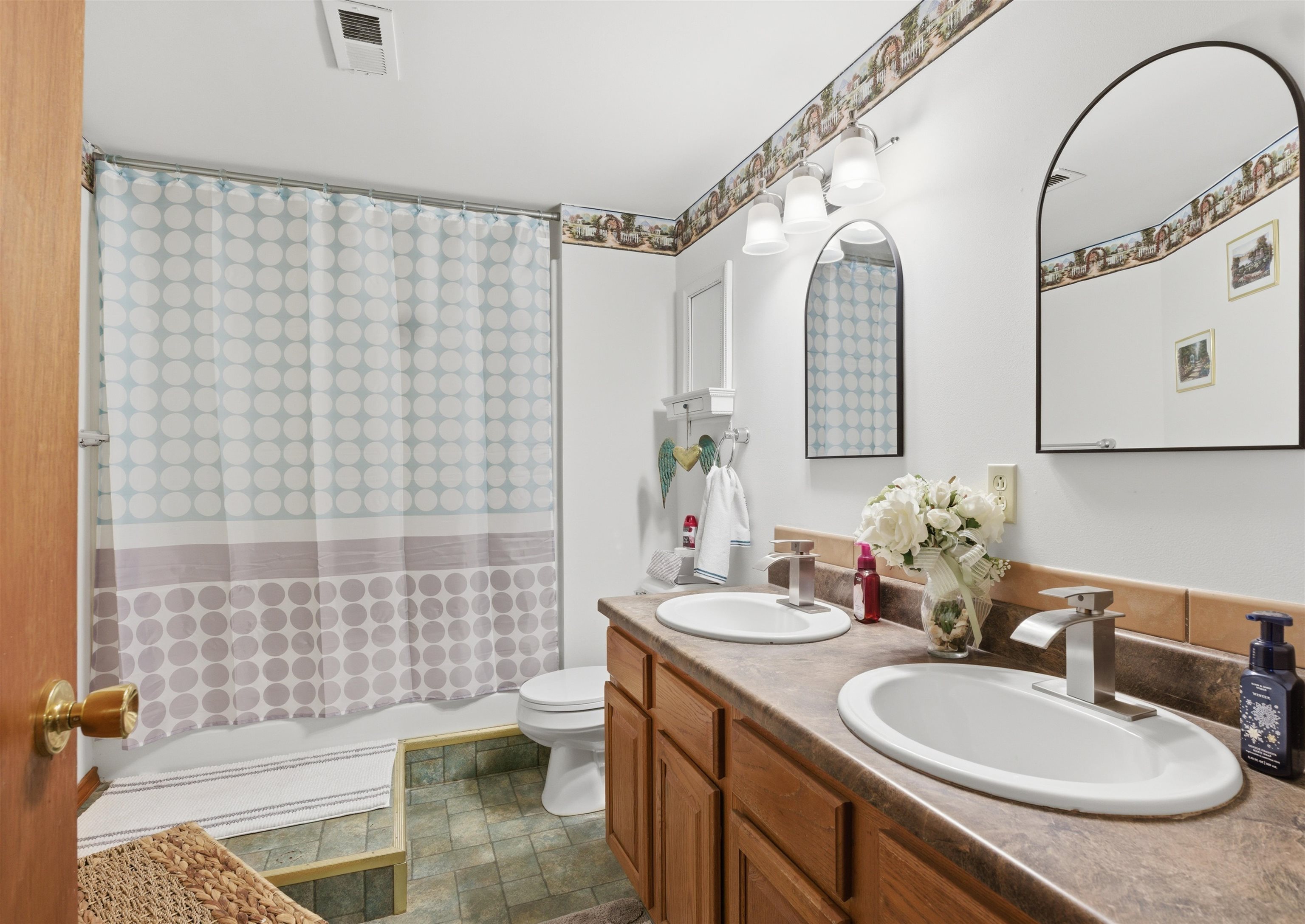 500 Deerfield Circle Valley Center KS 67147