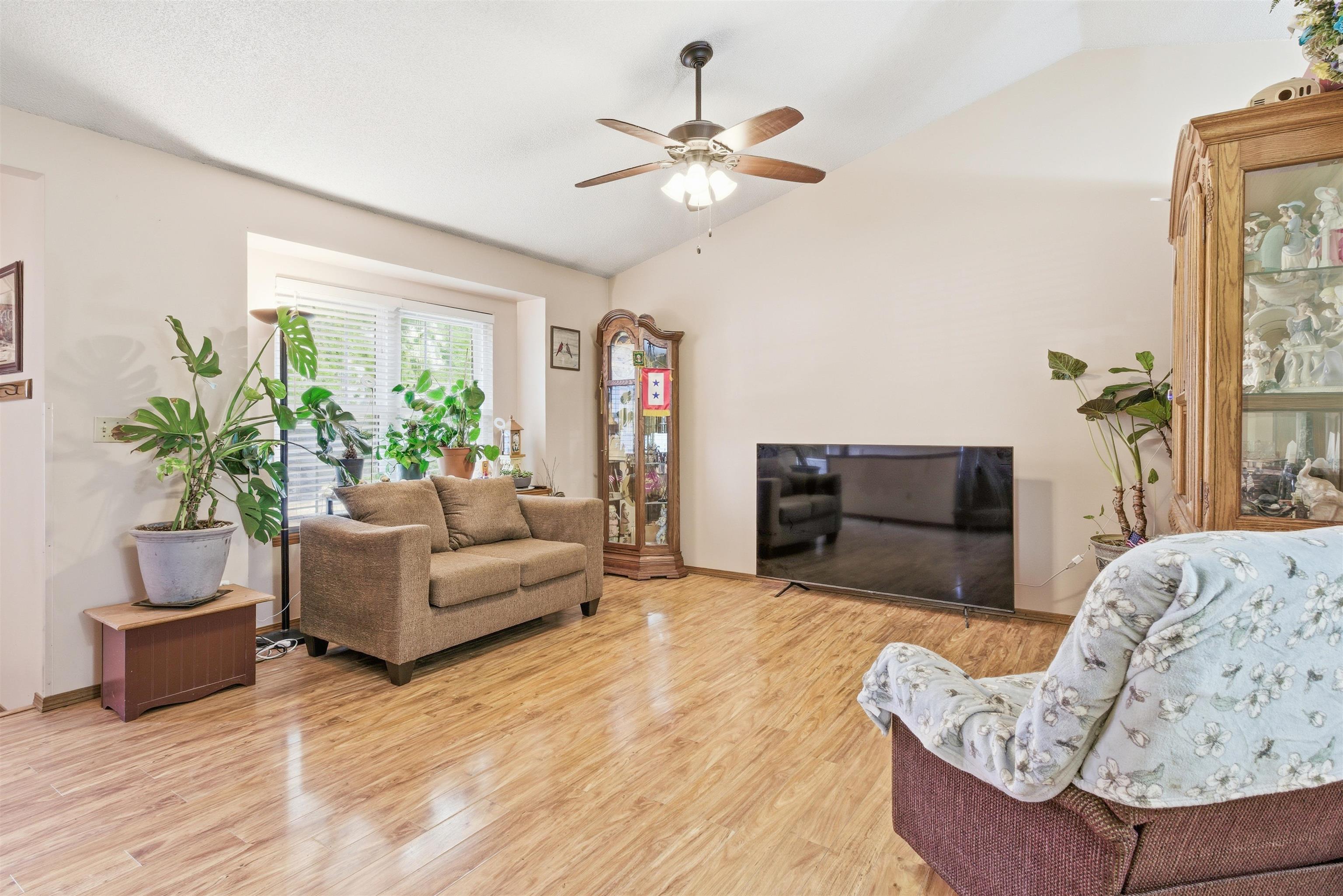 500 Deerfield Circle Valley Center KS 67147