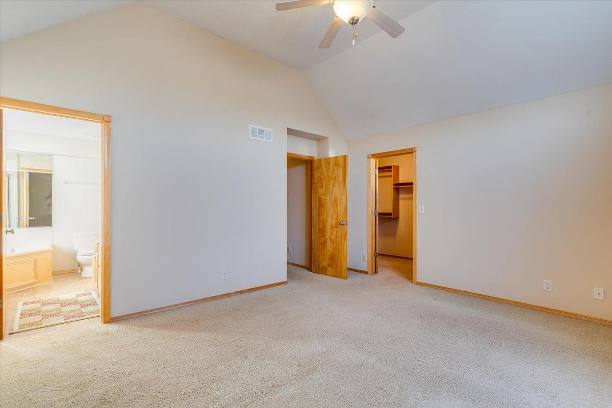 906 S Glenmoor Wichita KS 67207