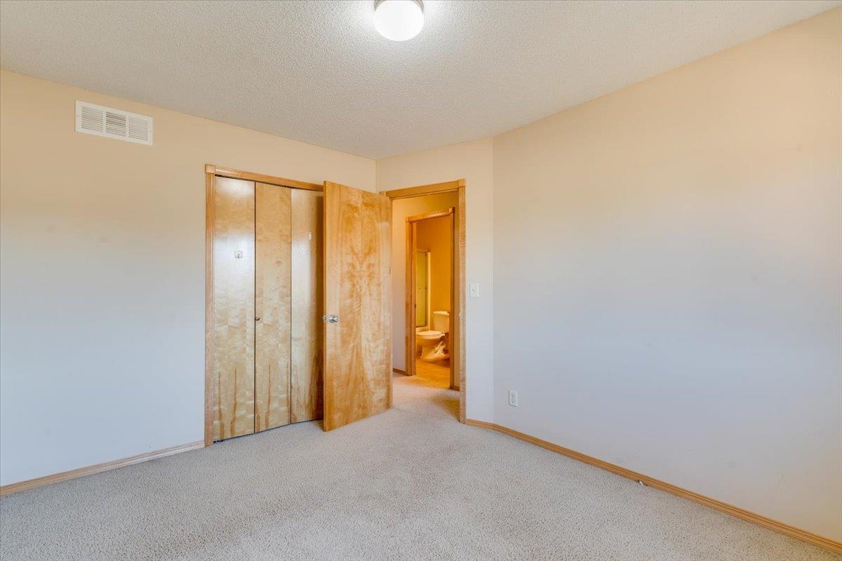 906 S Glenmoor Wichita KS 67207