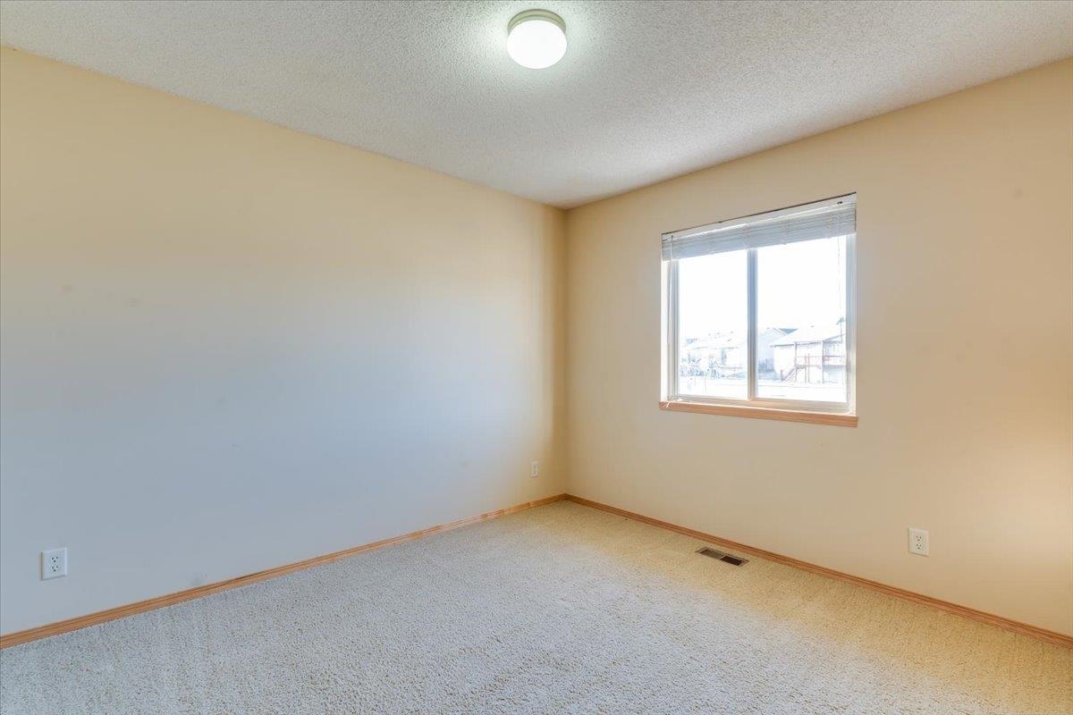 906 S Glenmoor Wichita KS 67207