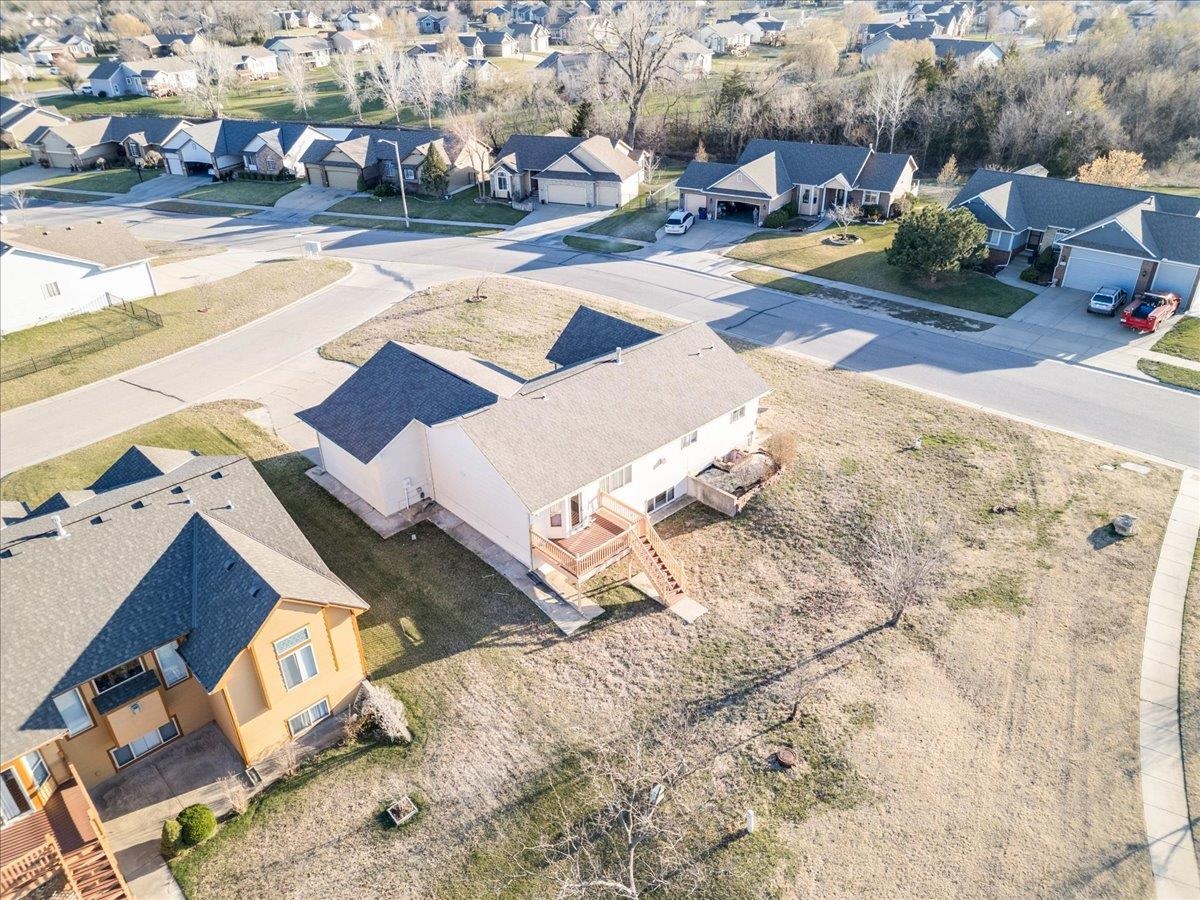 906 S Glenmoor Wichita KS 67207