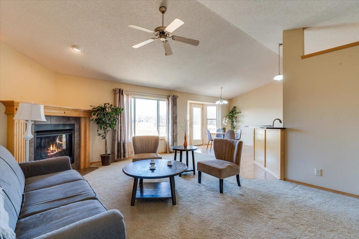 906 S Glenmoor Wichita KS 67207