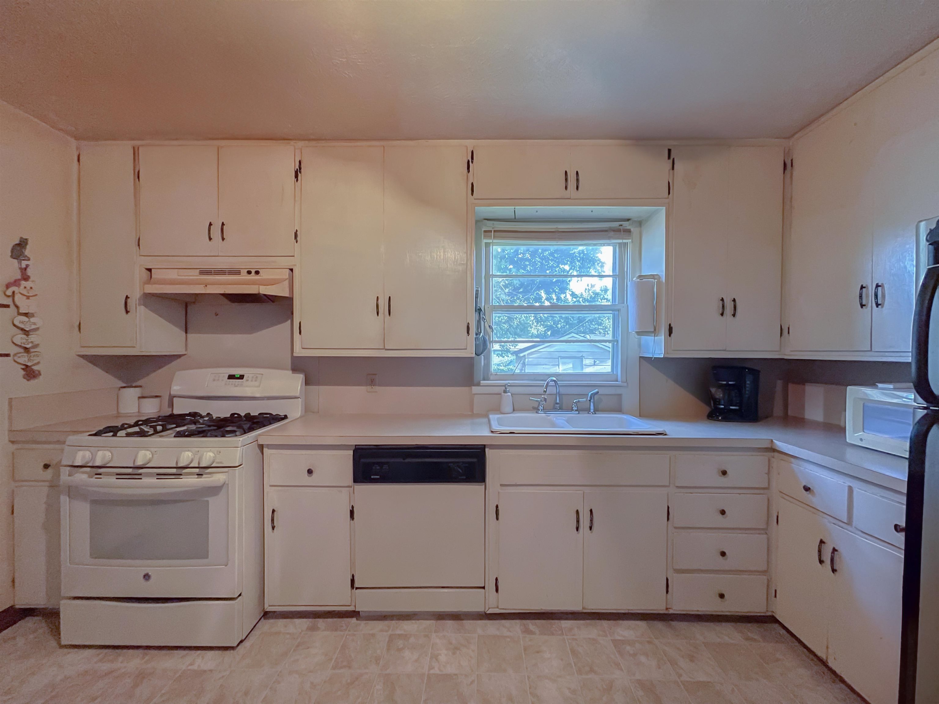 233 E Radio Lane Arkansas City KS 67005