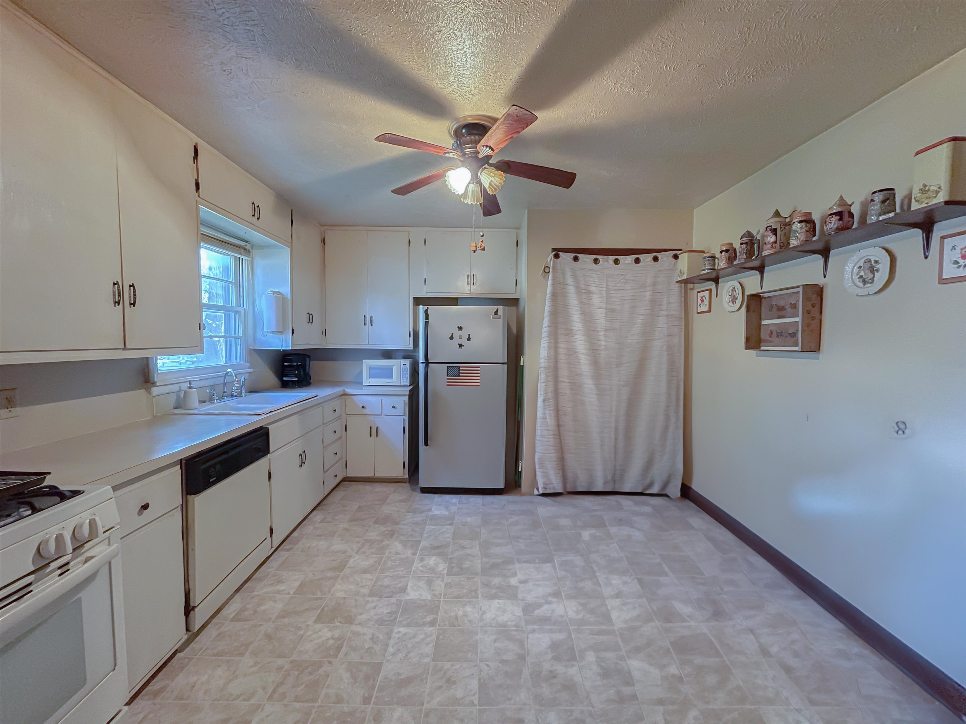 233 E Radio Lane Arkansas City KS 67005