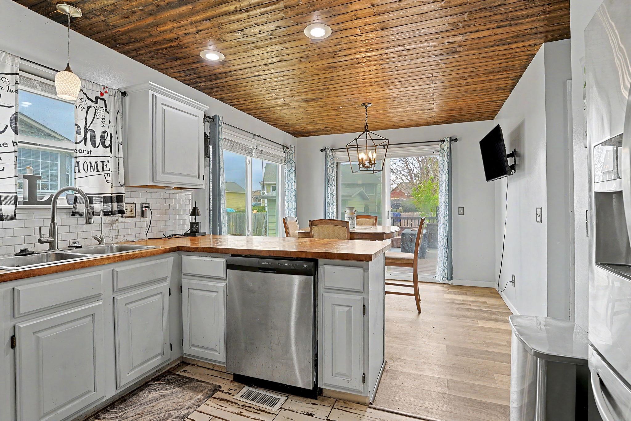 2712 Rushwood Drive Augusta KS 67010