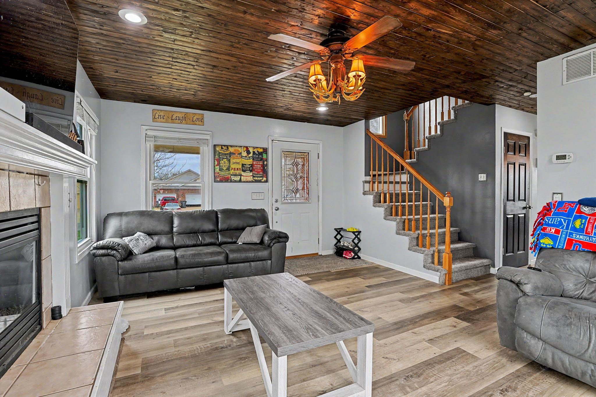 2712 Rushwood Drive Augusta KS 67010