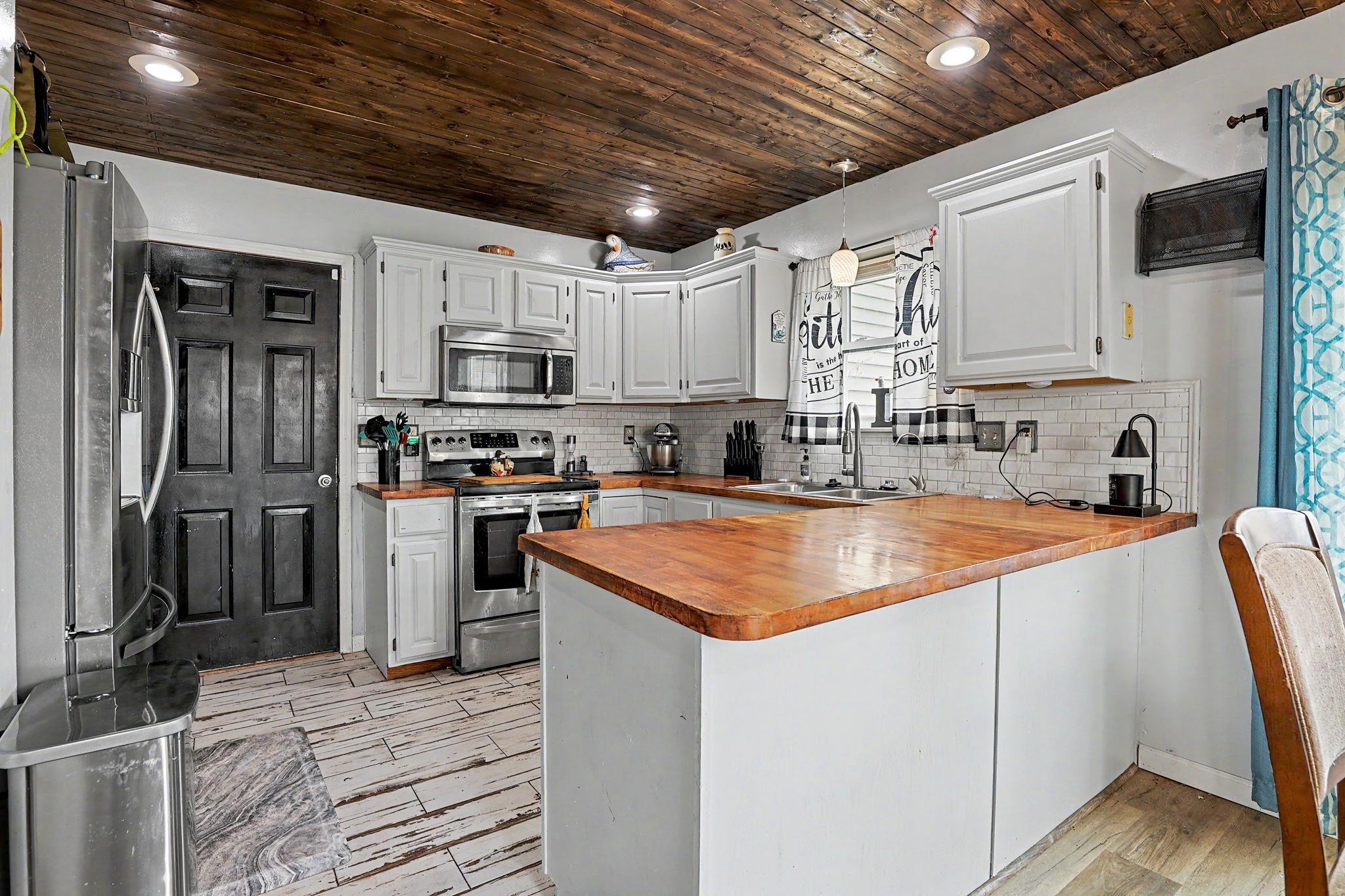 2712 Rushwood Drive Augusta KS 67010