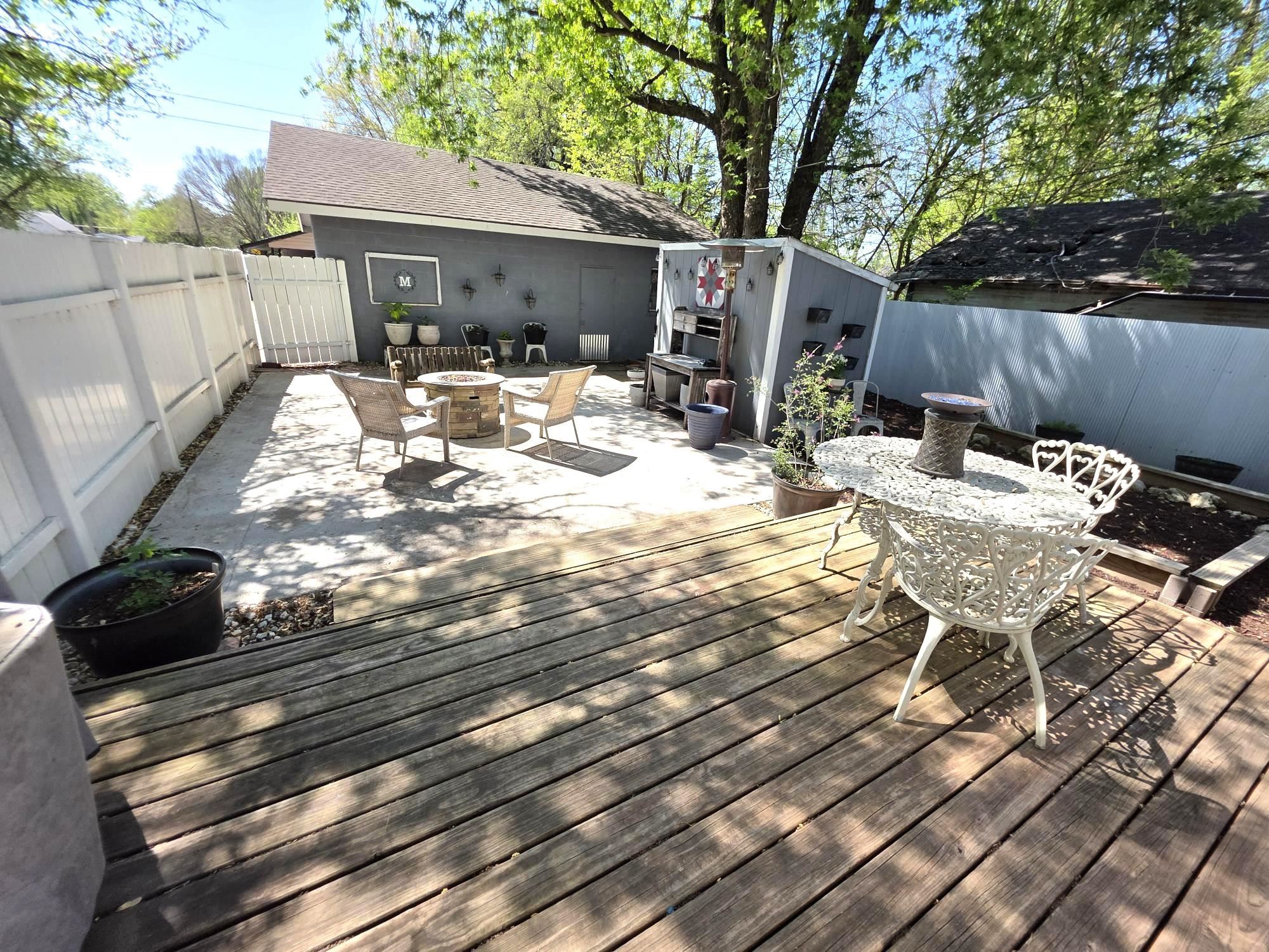 821 E 14th Winfield KS 67156