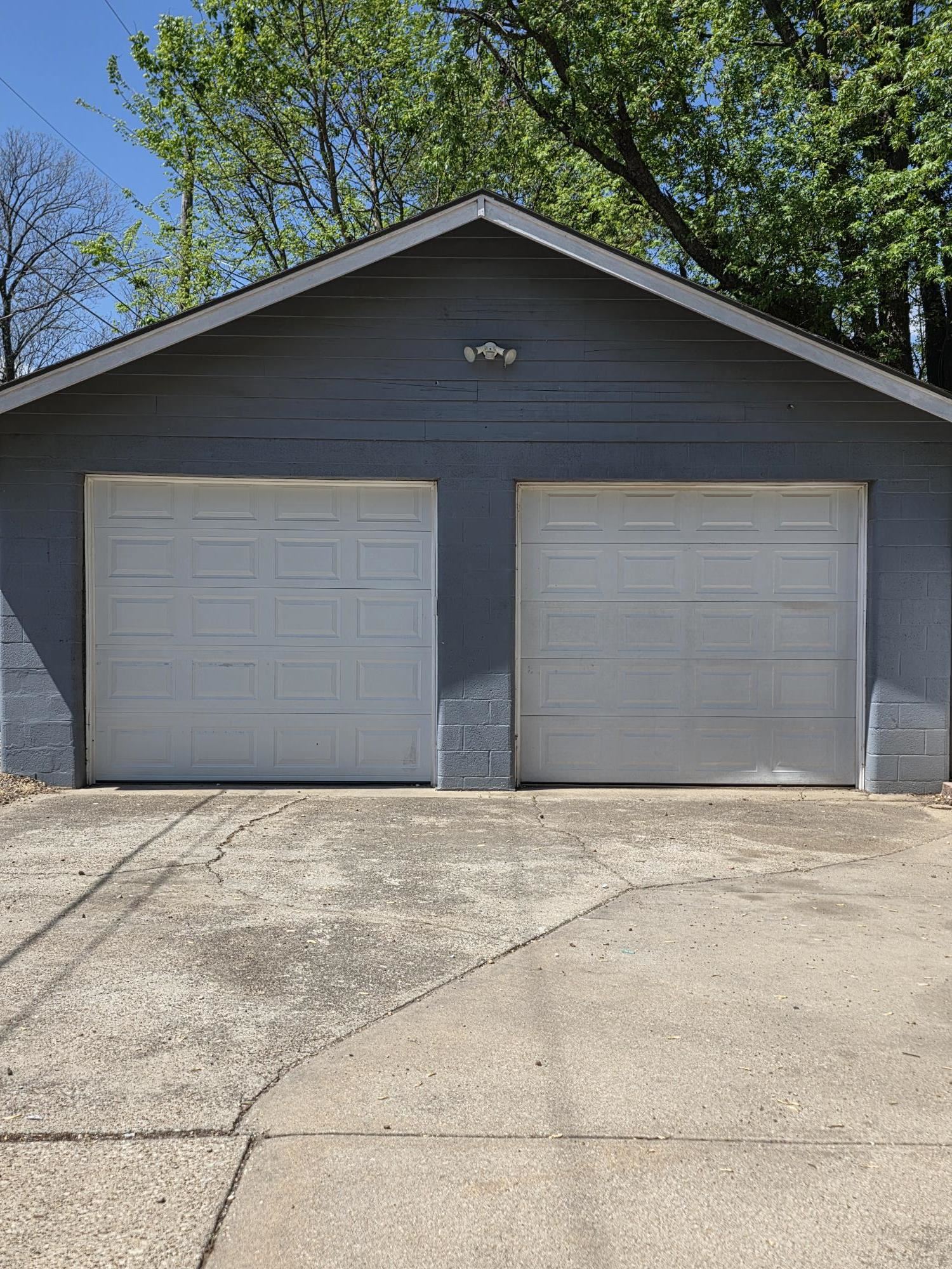 821 E 14th Winfield KS 67156