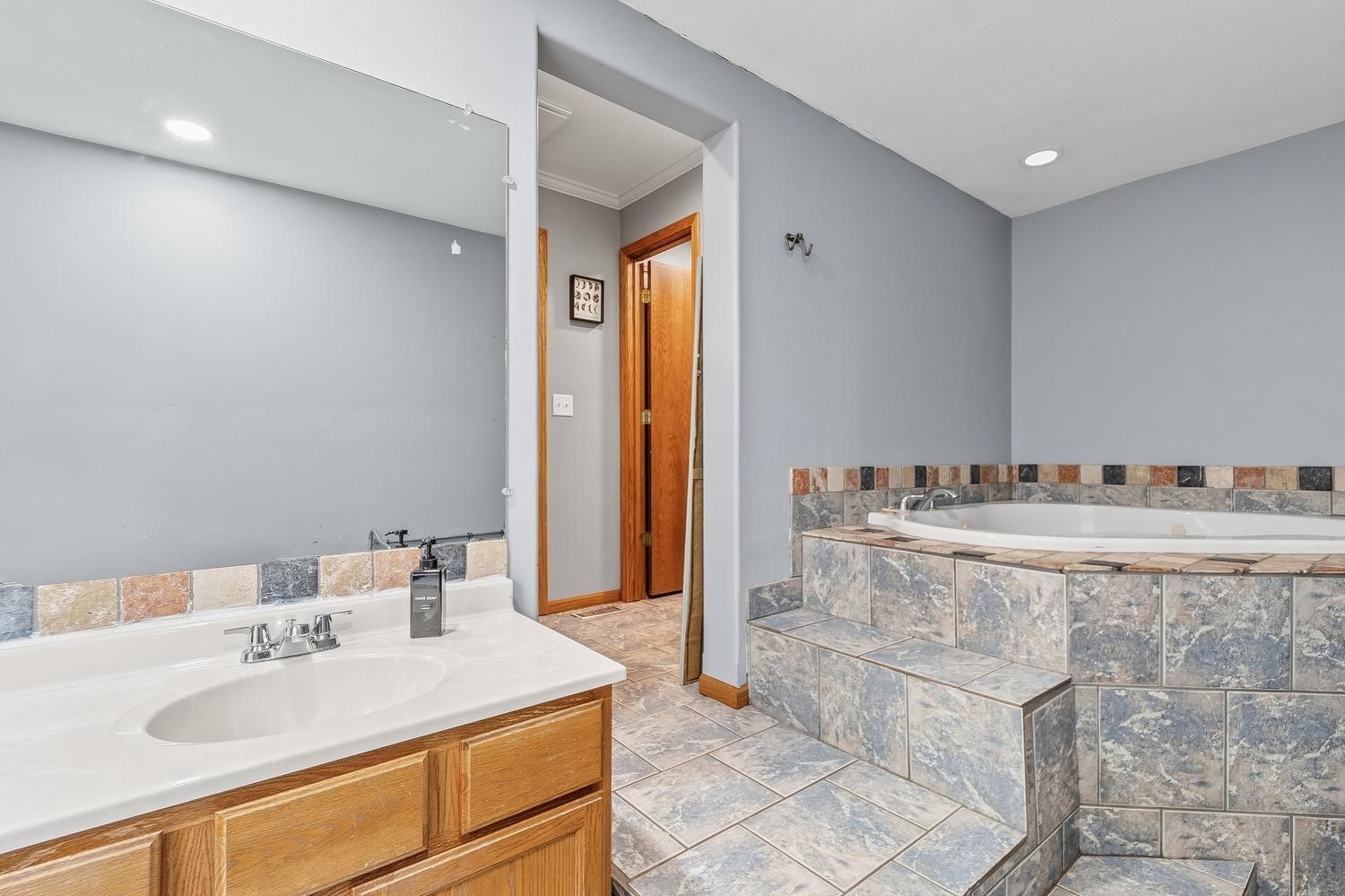 11911 E 117th Street N Valley Center KS 67147