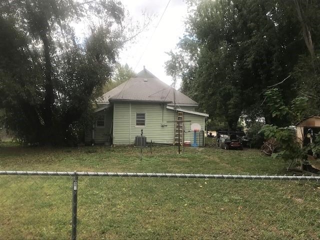 319 N Merchant Street Belle Plaine KS 67013