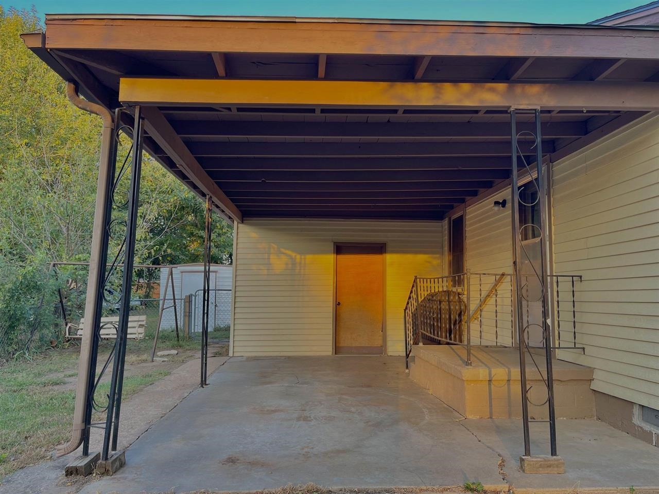 1311 N 9th Street Arkansas City KS 67005