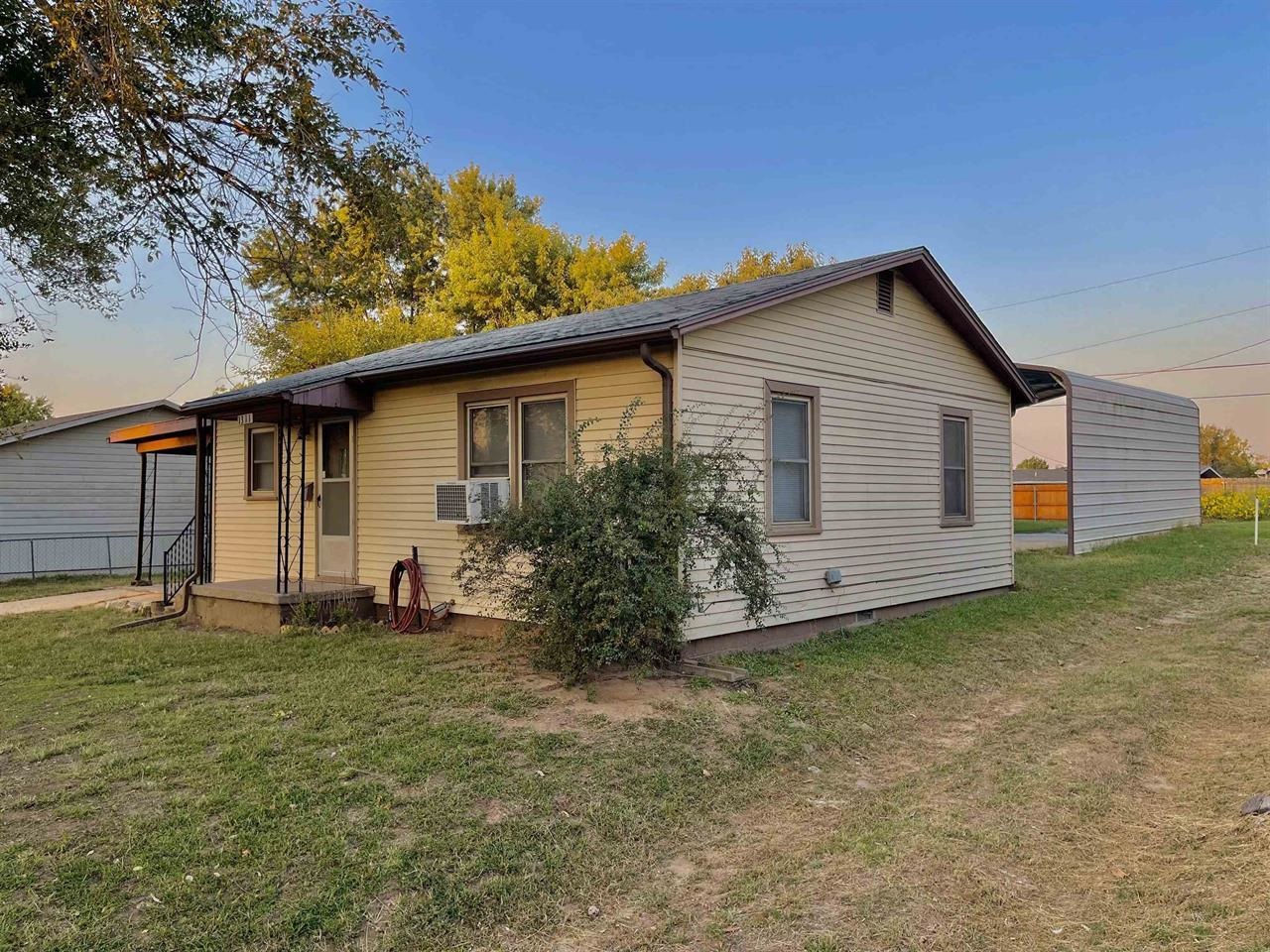 1311 N 9th Street Arkansas City KS 67005