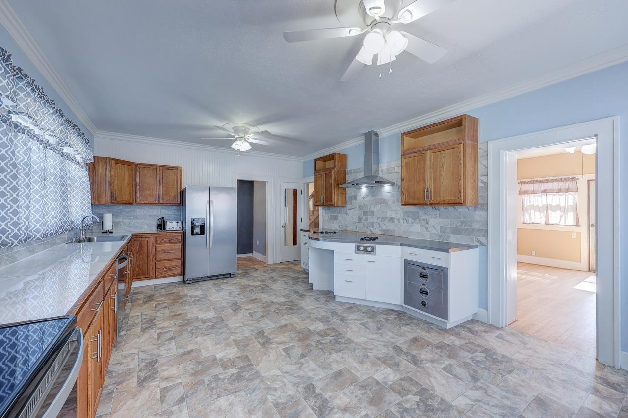 411 N B Street Arkansas City KS 67005