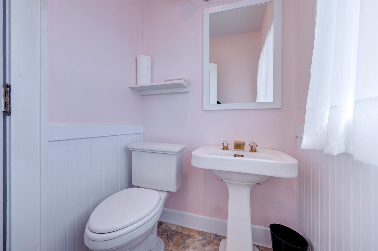 411 N B Street Arkansas City KS 67005