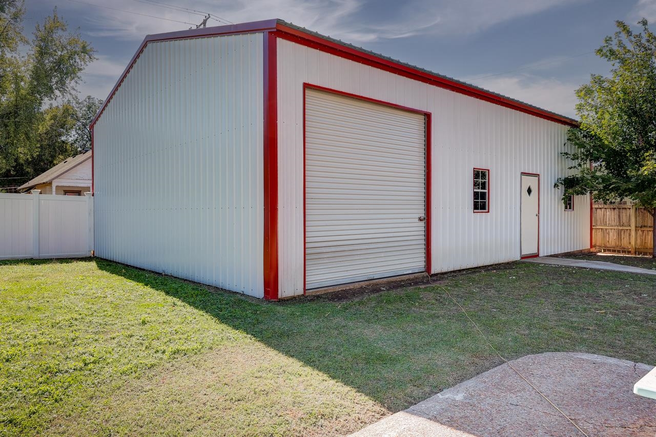 411 N B Street Arkansas City KS 67005