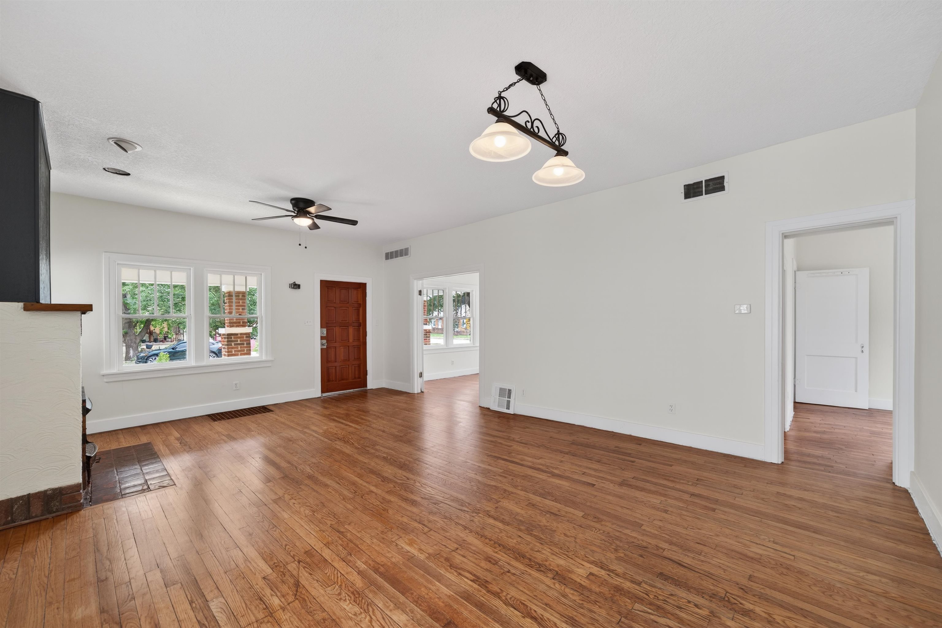 1957 S Market Street Wichita KS 67211