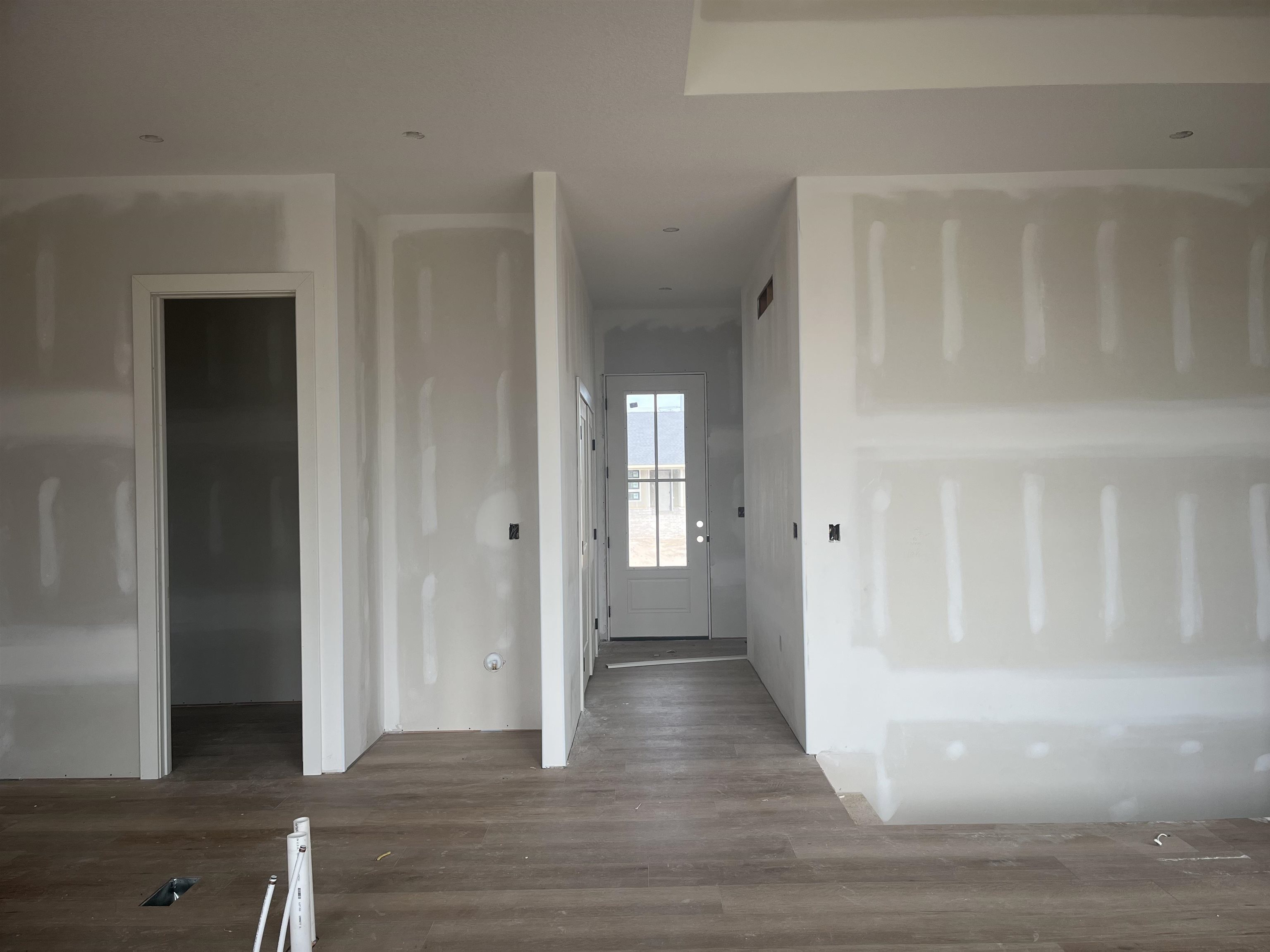 4985 Emerald Maize KS 67101