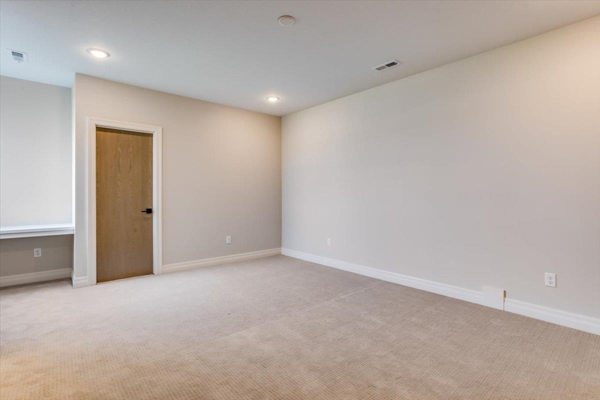 4782 N Ridge Port Court Wichita KS 67205